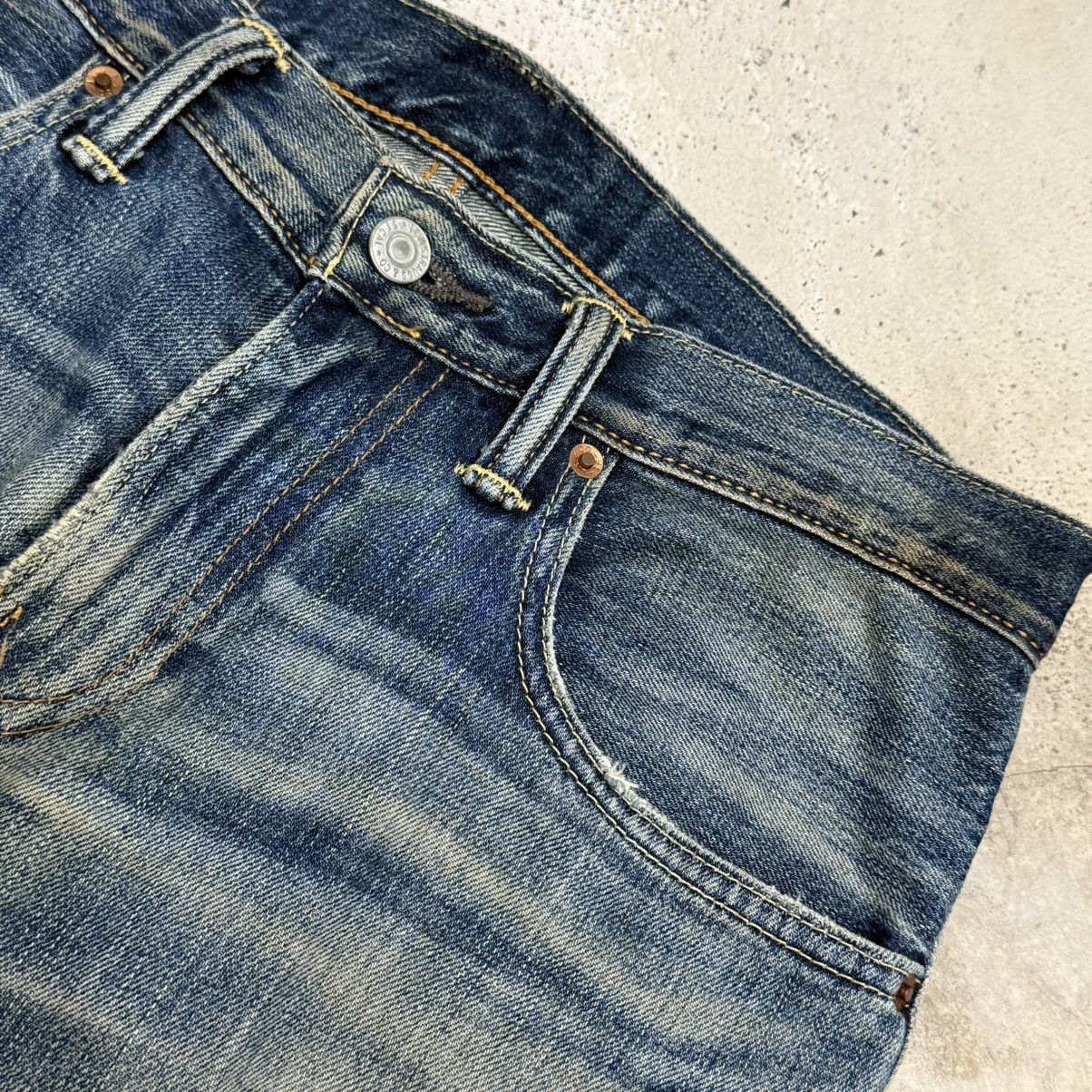 Levi's Y2K Levis 502 Muddy Distressed Denim Pants Size US 30 / EU 46 - 10 Thumbnail