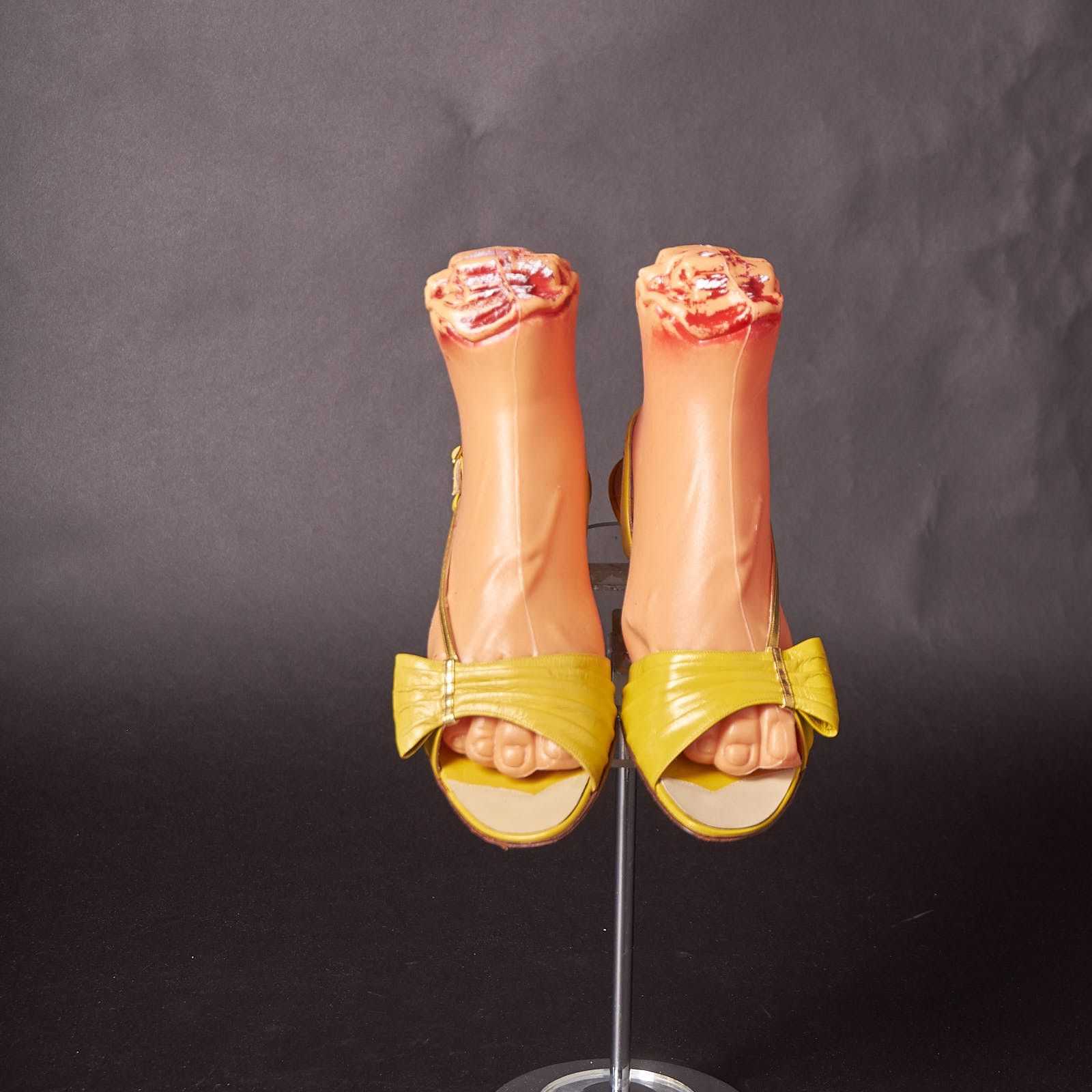 Vintage 1970s Joseph Larose Yellow and Gold Sandals Heels Shoes Size US 6 / IT 36 - 2 Thumbnail