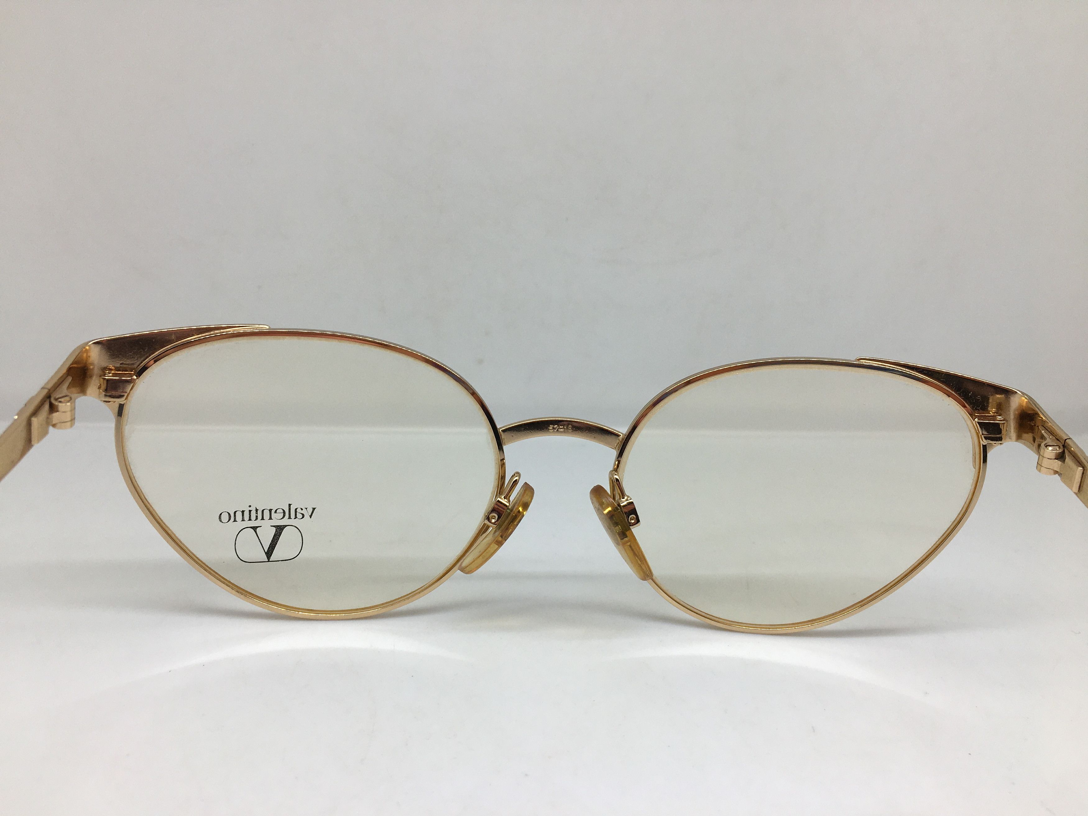 Valentino Vintage Valentino V370 Cat Eye Eyeglasses Frame Italy Size ONE SIZE - 4 Thumbnail