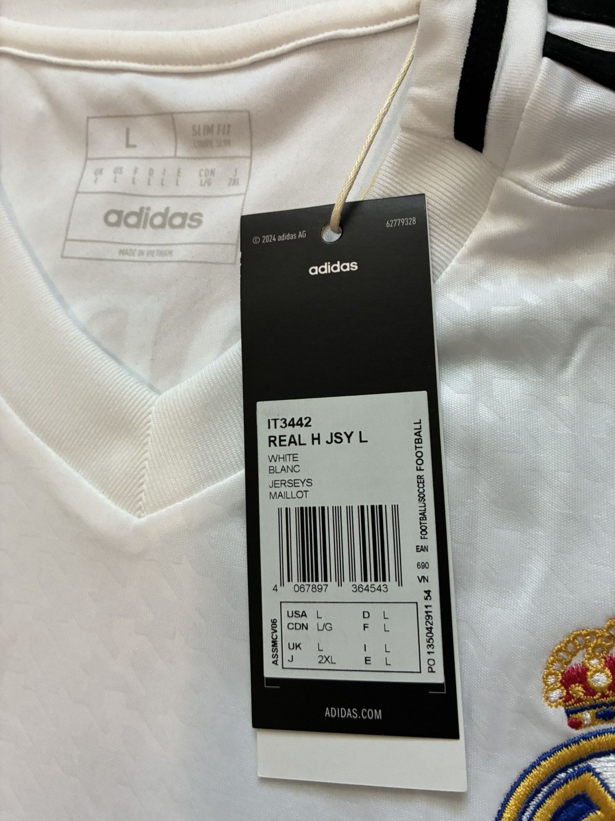 Adidas 2024/2025 Real Madrid Kit Size US L / EU 52-54 / 3 - 4 Thumbnail