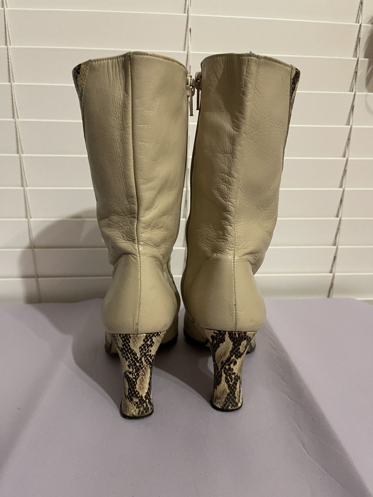 Vintage Bellini Cream And Brown Heeled Boots With Sleek Sihouette Size US 7 / IT 37 - 3 Thumbnail