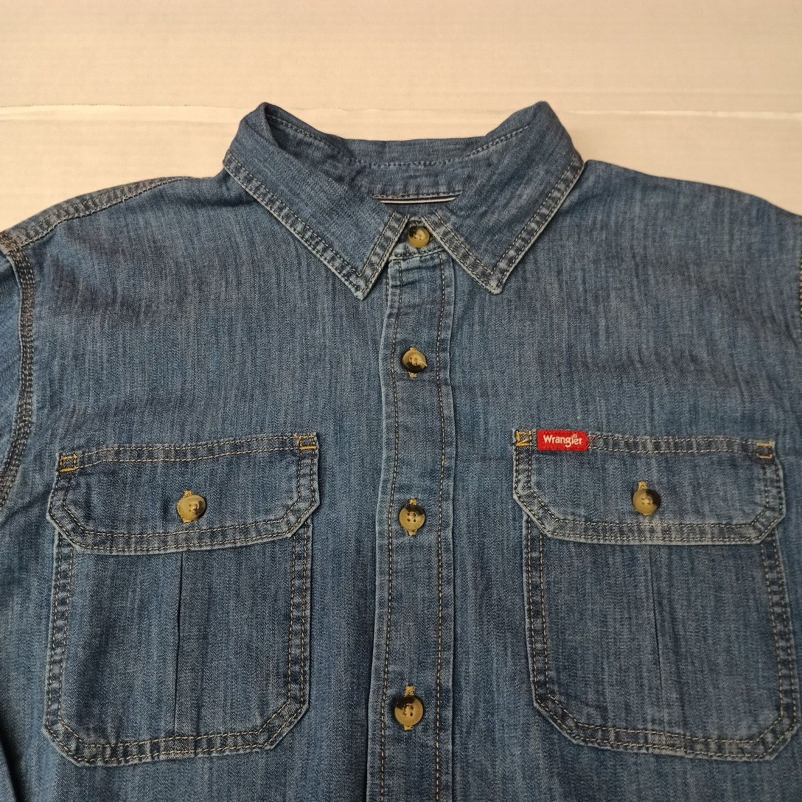 Wrangler Wrangler Big Men's Relaxed Fit Woven Shirt Size M Blue Size US M / EU 48-50 / 2 - 4 Thumbnail