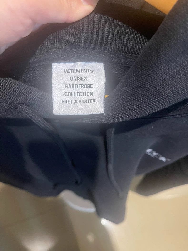 Vetements Vetements Black sweatshirt Size US M / EU 48-50 / 2 - 4 Thumbnail