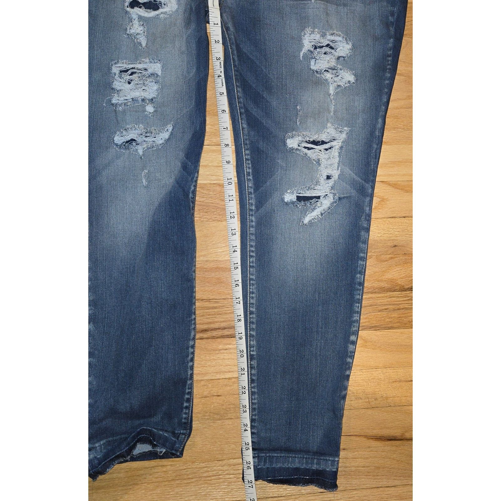 Judy Blue NWT Judy Blue Skinny Fit jeans sz 3XL Size 40" / US 18 - 7 Thumbnail