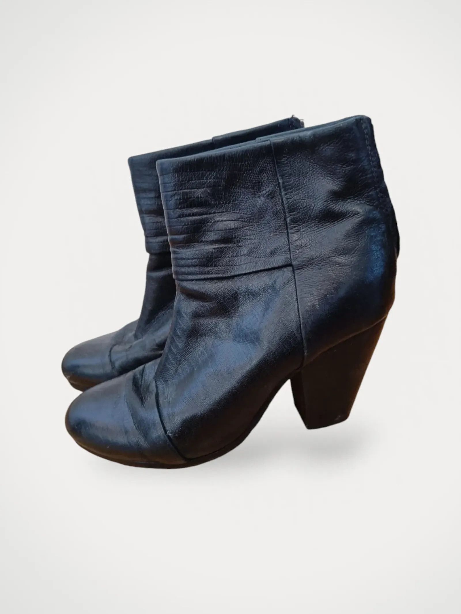 Rag & Bone Classic Newbury fashion Ankle Boot size 8