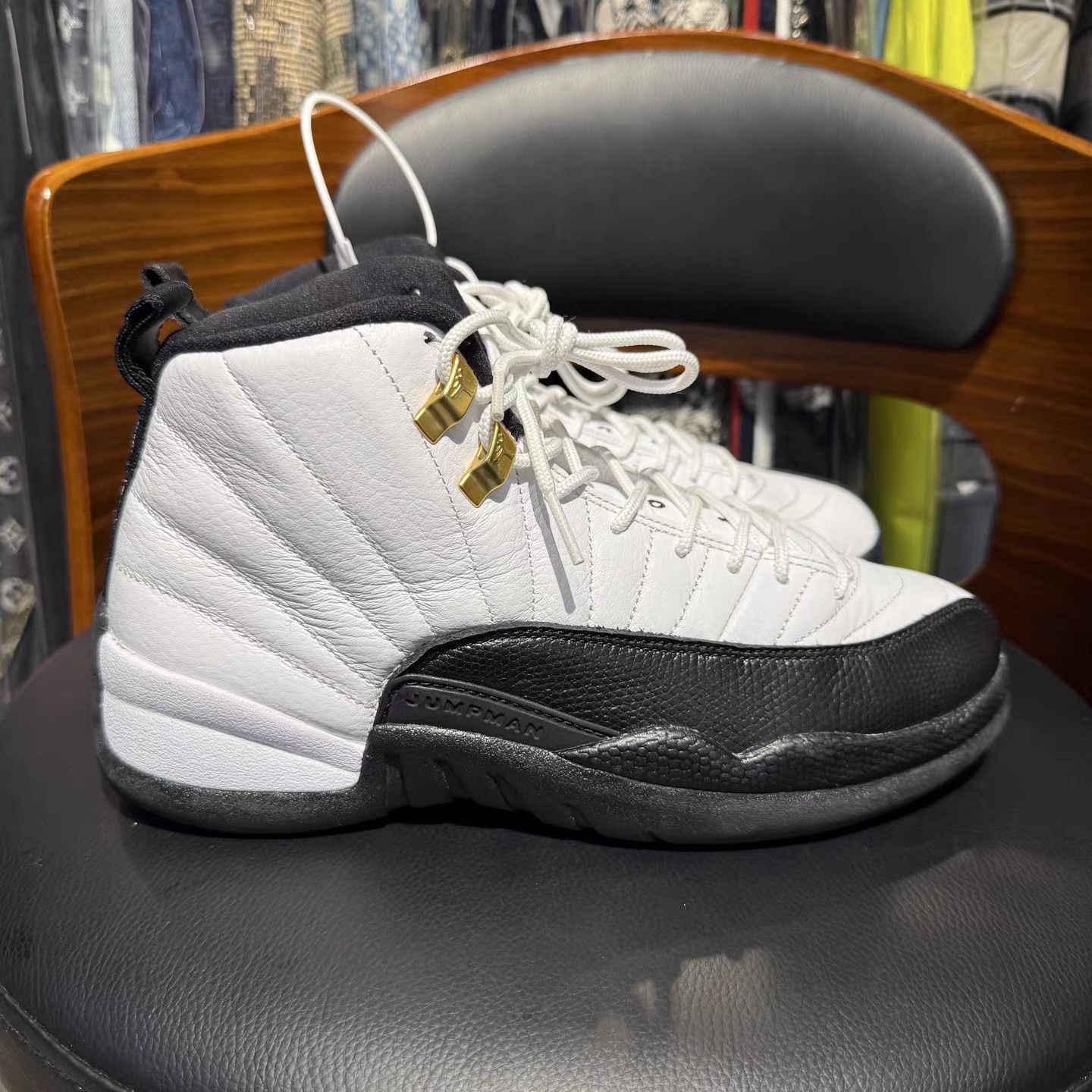 Jordan Brand Air Jordan 12 Taxi Basketball Shoes K15 Size US 7 / EU 40 - 4 Thumbnail