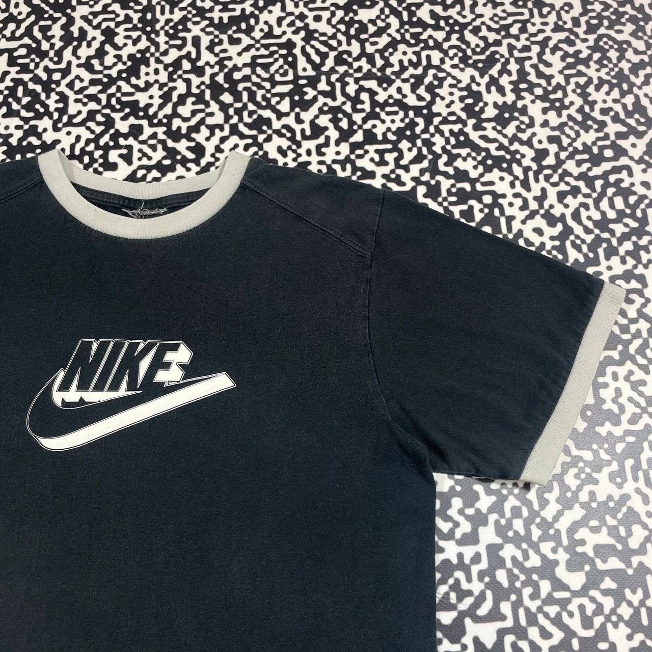 Nike Vintage Y2K Nike Swoosh Big Logo Retro Style Faded T-shirt Size M / US 6-8 / IT 42-44 - 7 Thumbnail