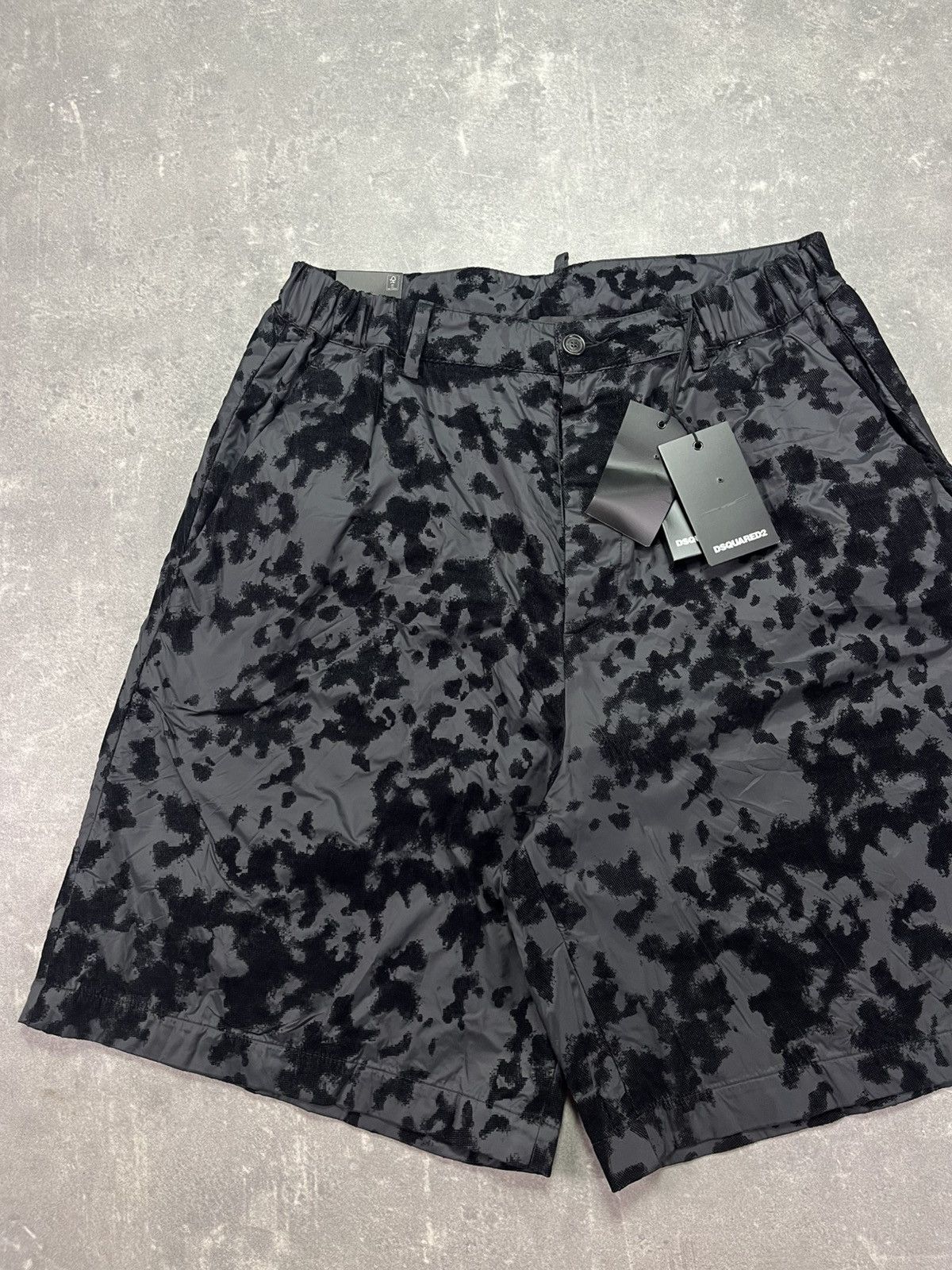 Dsquared2 DSWT Dsquared2 Flock Surfer Shorts 50 Baggy Wide Leg Size US 34 / EU 50 - 3 Thumbnail