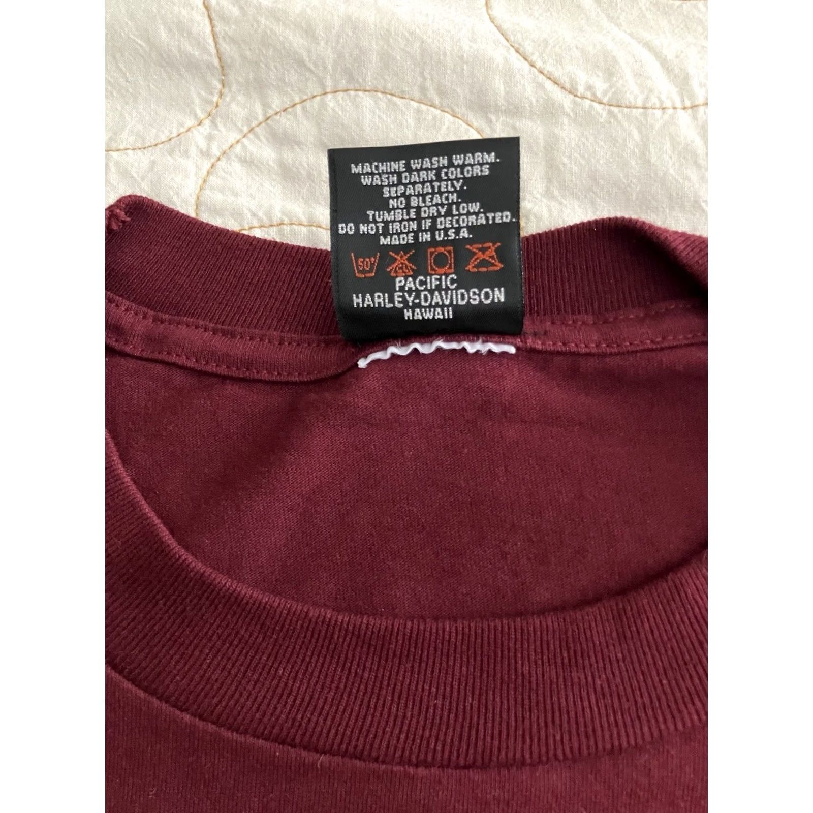 Harley Davidson VINTAGE Harley-Davidson T-Shirt Logo Graphic 90s Mens Red XL Crew Neck Short Sleeve Hawaiian City Cycle Honolulu USA Hawaii Aloha American Palm Size US XL / EU 56 / 4 - 5 Thumbnail