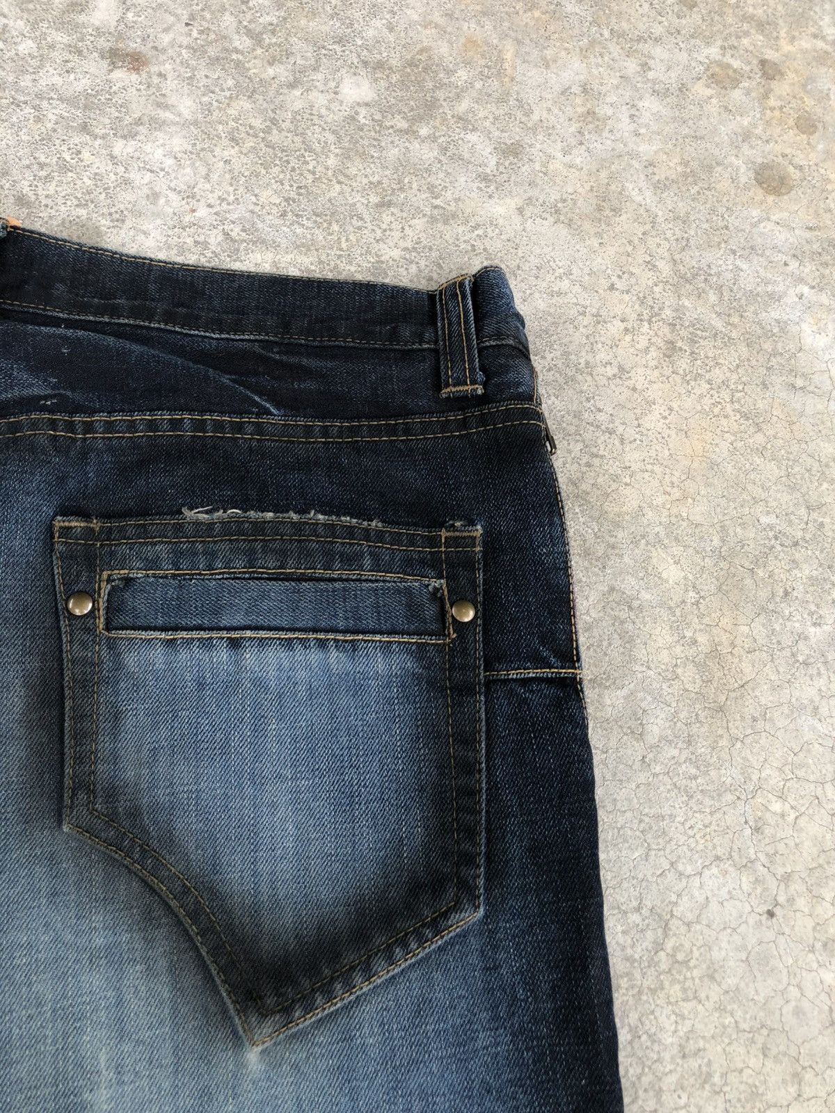 Le Grande Bleu (L.G.B.) Maniac Distressed Jeans Size US 33 - 17 Thumbnail