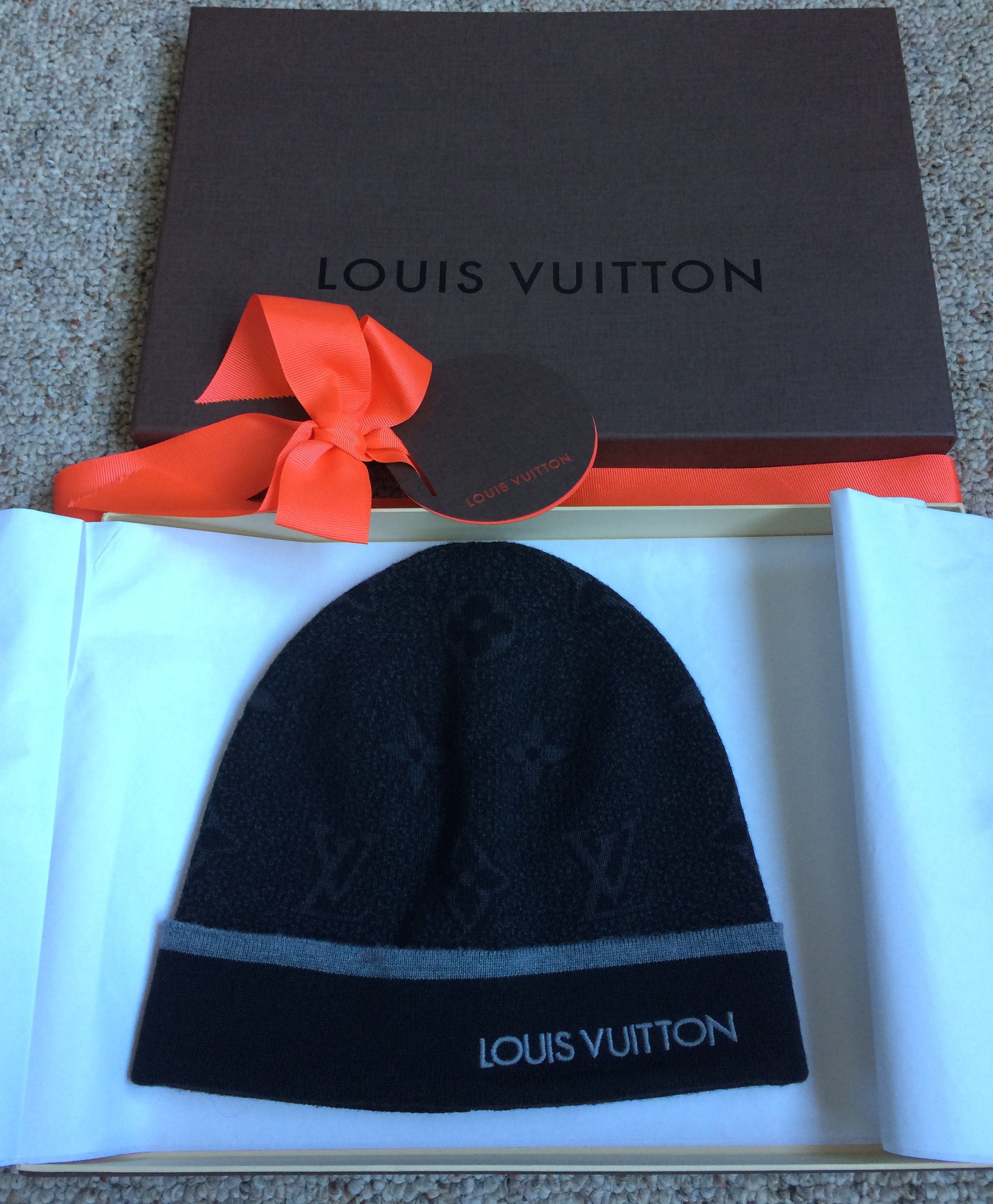 Louis Vuitton Louis Vuitton Monogram Logo Beanie Size ONE SIZE - 6 Thumbnail