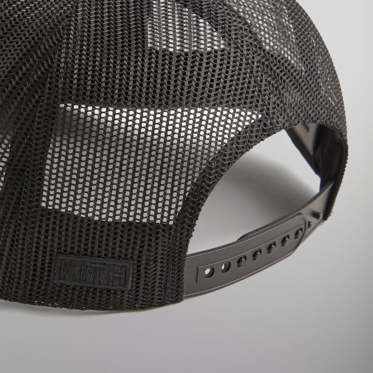Kith Batman | Kith '08 Nolan Trucker Hat Cap in Black Snapback Size ONE SIZE - 3 Thumbnail