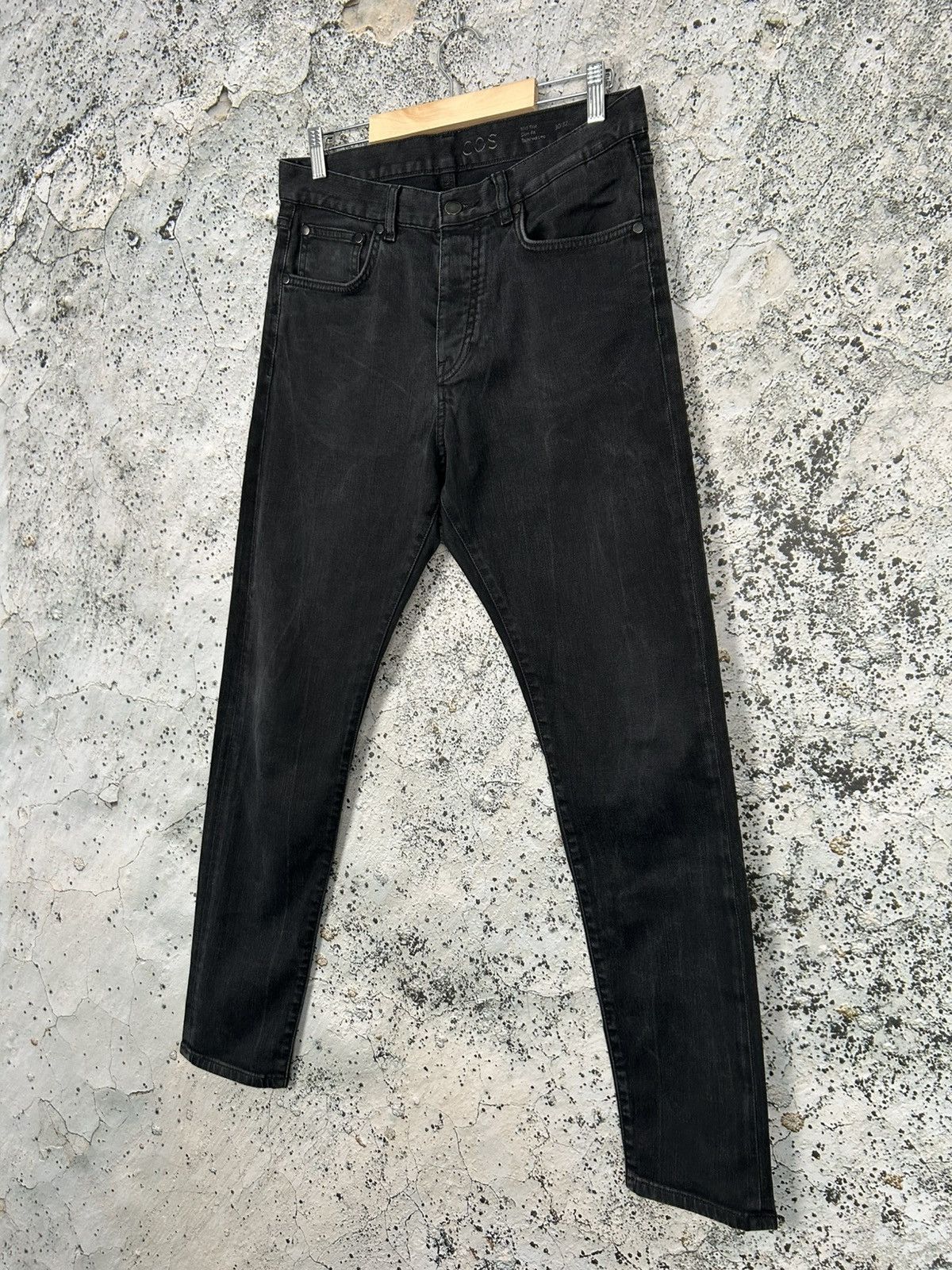 Cos COS Mid Rise Slim Fit Tapered Leg Black Jeans Avant Garde Size US 30 / EU 46 - 3 Thumbnail