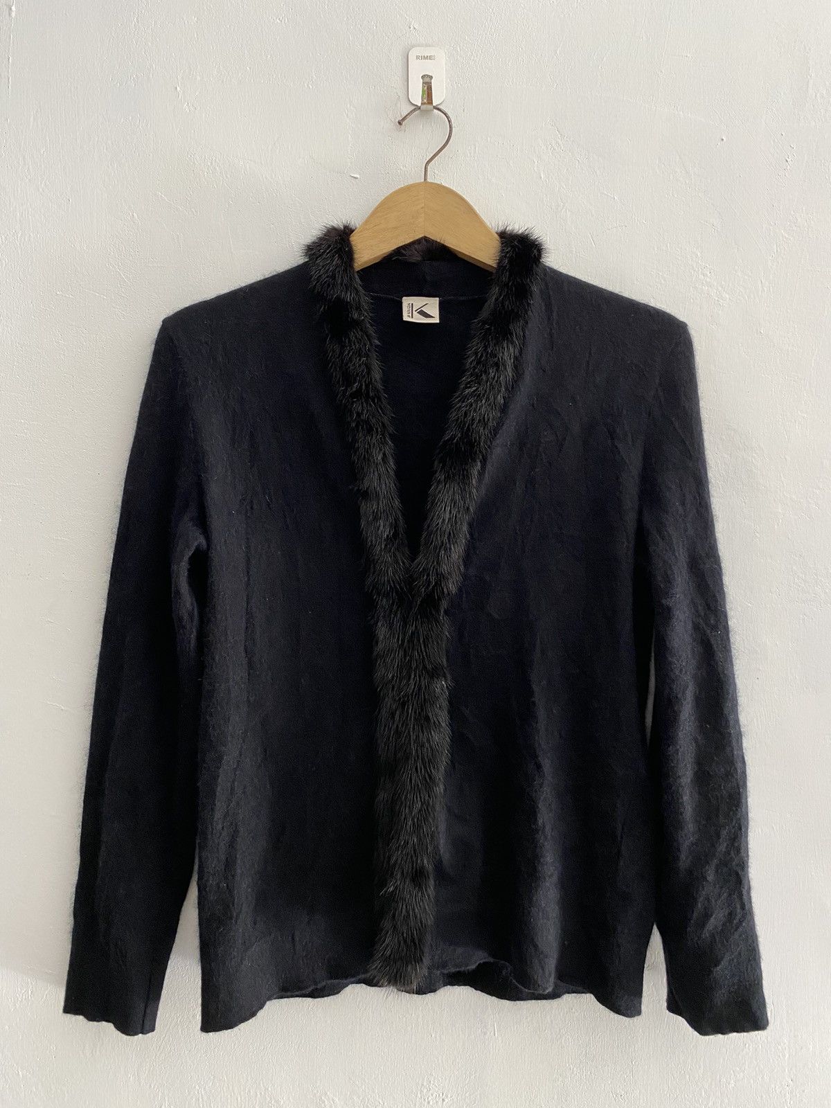 GOSTAR DE FUGA × If Six Was Nine × Le Grande Bleu (L.G.B.) Krizia fauxfur cardigan knit ifsixwasnine style Size US M / EU 48-50 / 2 - 4 Thumbnail