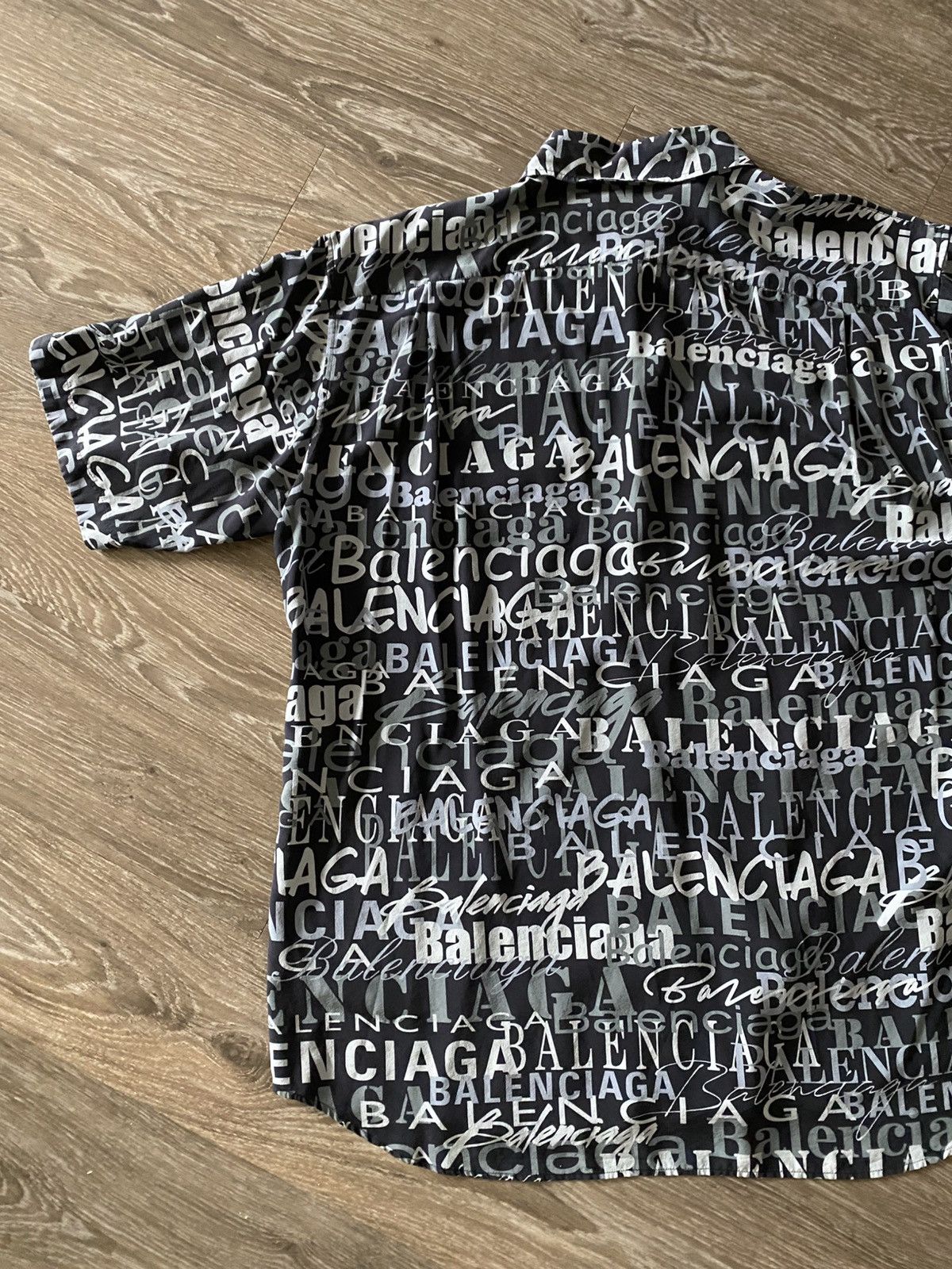 Balenciaga Balenciaga Button Up Size US XL / EU 56 / 4 - 6 Thumbnail