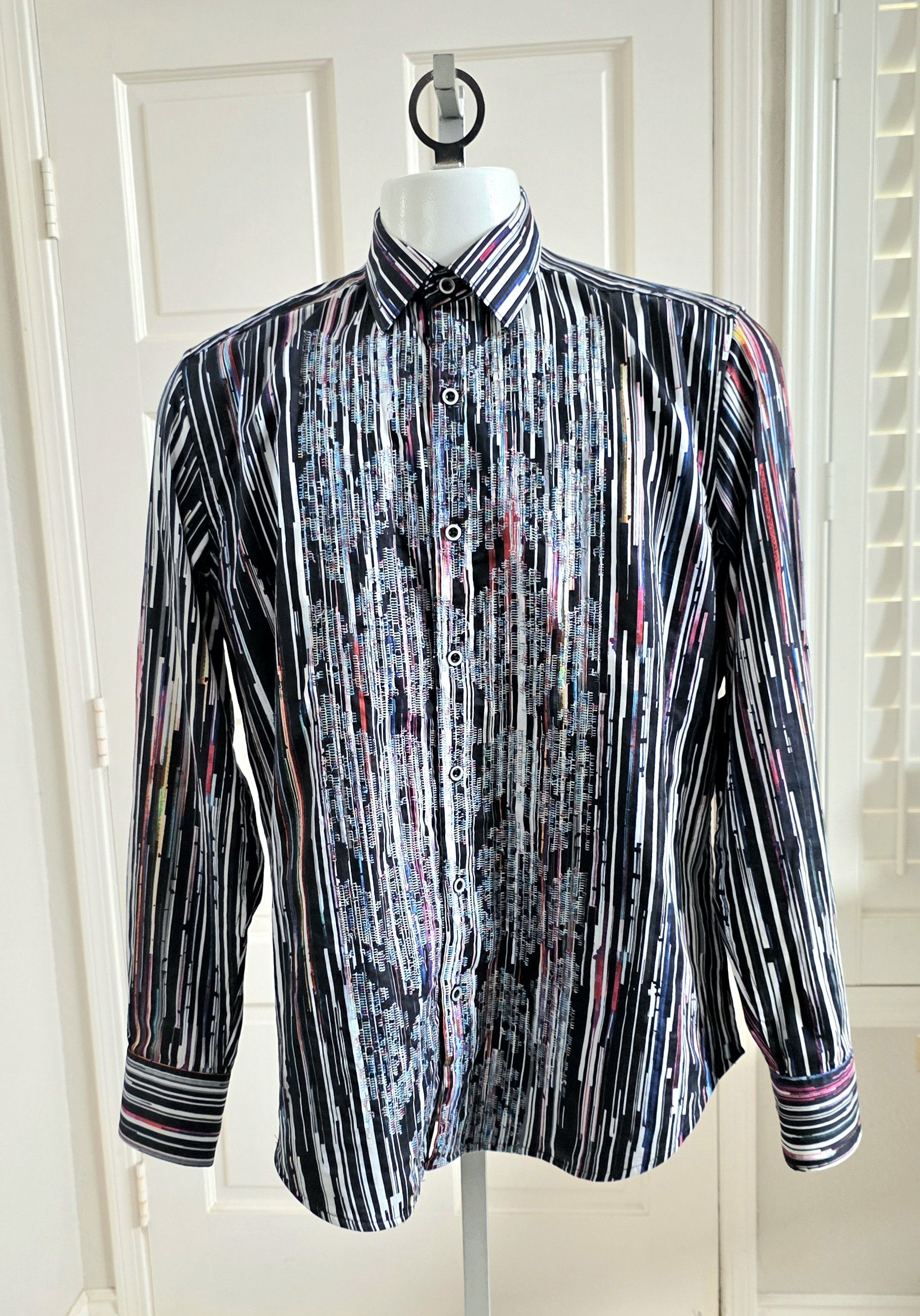 Robert Graham Robert Graham Embroidered multicolor button down Medium Size US M / EU 48-50 / 2 - 1 Thumbnail