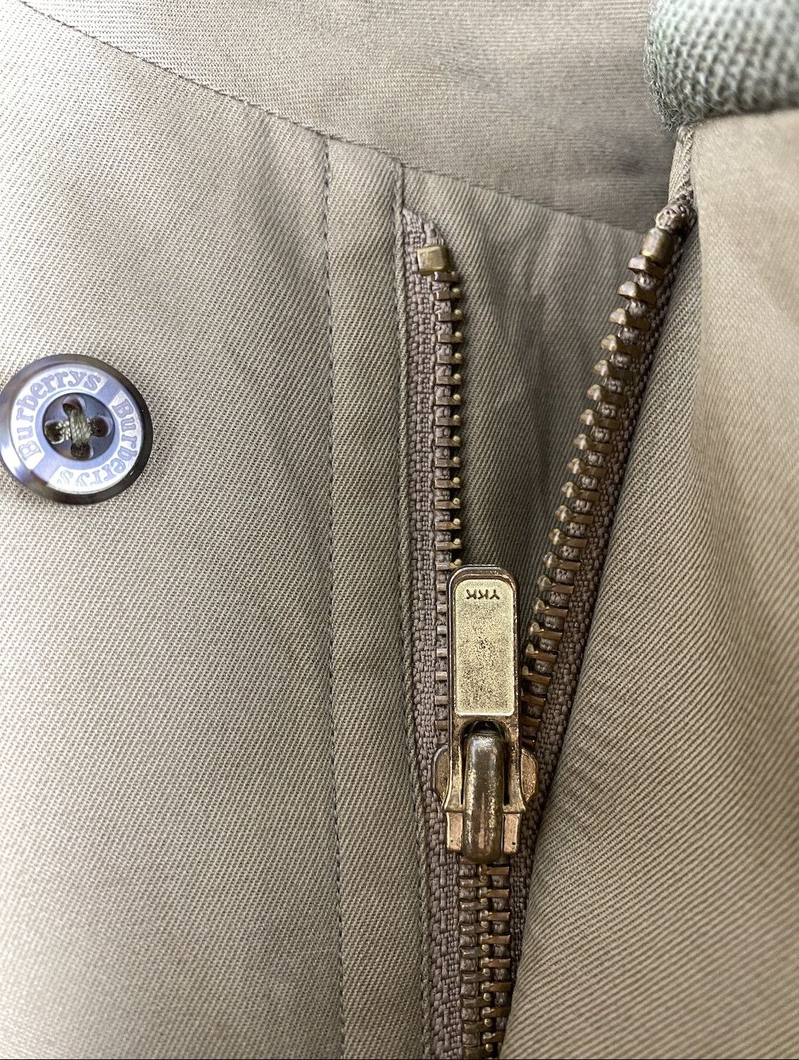 Burberry Vintage Burberry Zip Button Jacket K0001 Size US M / EU 48-50 / 2 - 5 Thumbnail