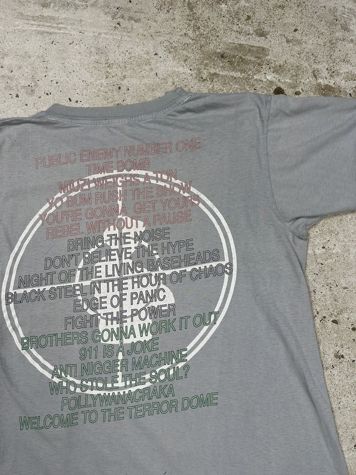 Public Enemy Vintage 90s Public Enemy Welcome to the Terrordome Grey Tee Size US M / EU 48-50 / 2 - 14 Thumbnail