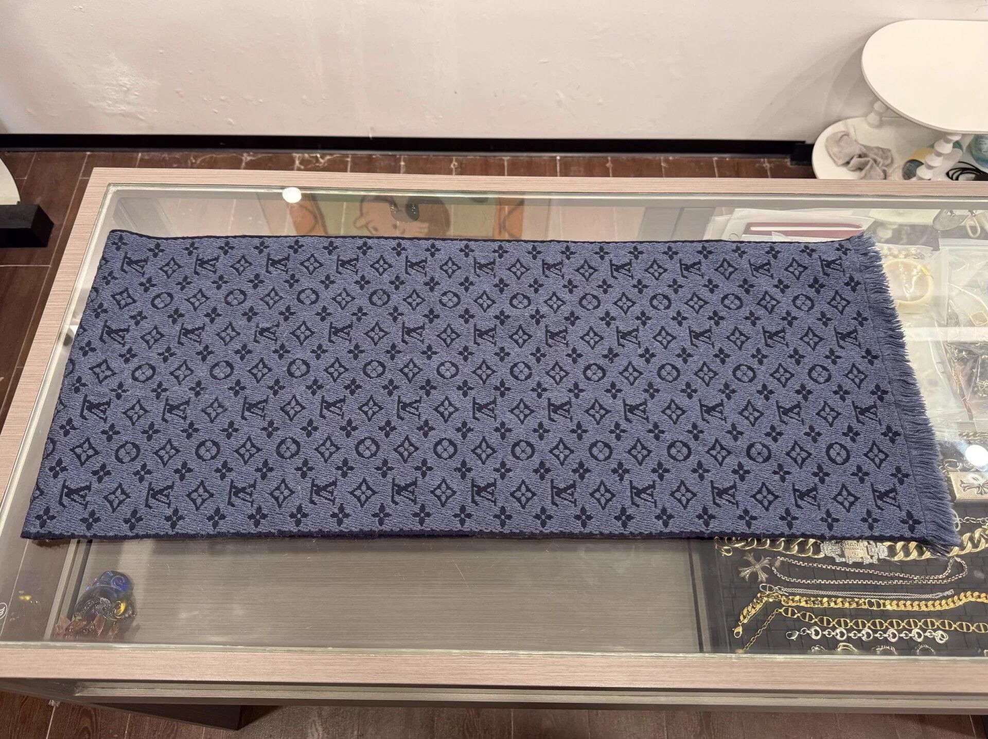 Louis Vuitton LV Blue Monogram Print Double-sided Tassel Wool Scarf Size ONE SIZE - 4 Thumbnail