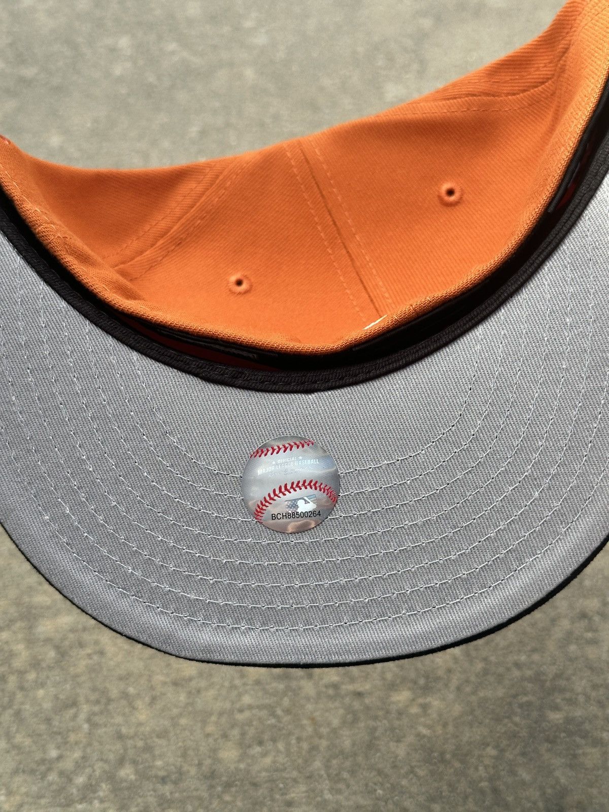 MLB × New Era Baltimore Orioles Script Two Tone Fitted Hat 7 1/4 Size ONE SIZE - 3 Thumbnail