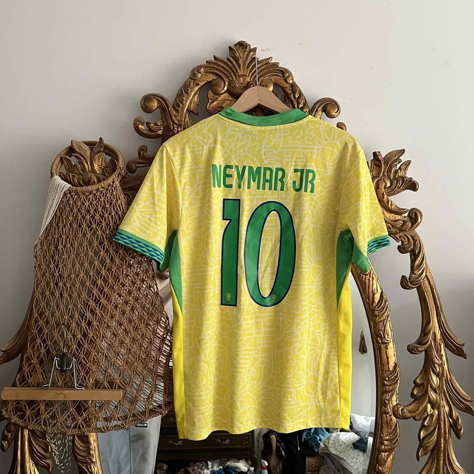 Other Vintage Y2K Brazil Soccer Graphic Jersey Shirt Size US M / EU 48-50 / 2 - 2 Thumbnail