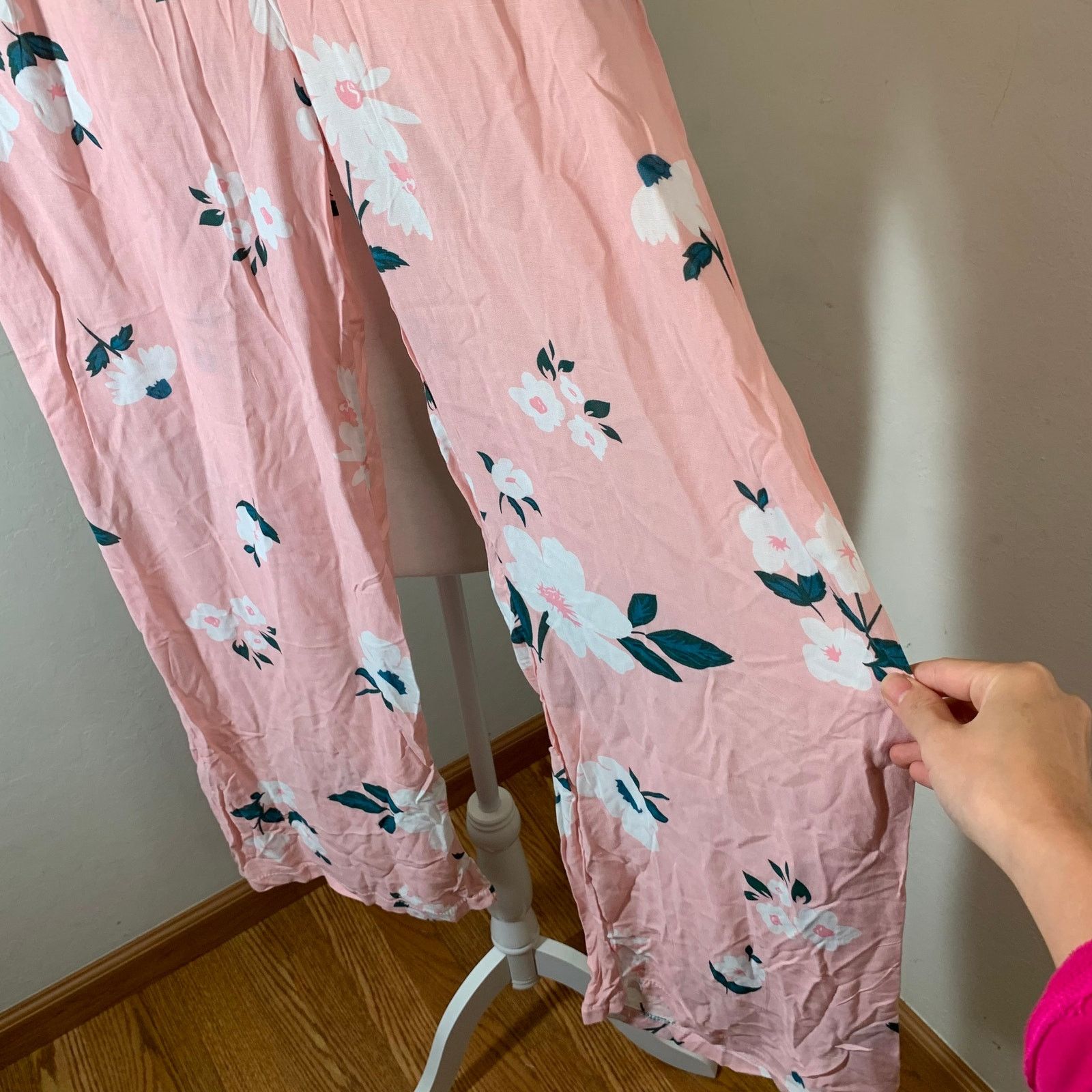 Other Cute pink women’s pants size M (NWT) Size 30" / US 8 / IT 44 - 3 Thumbnail