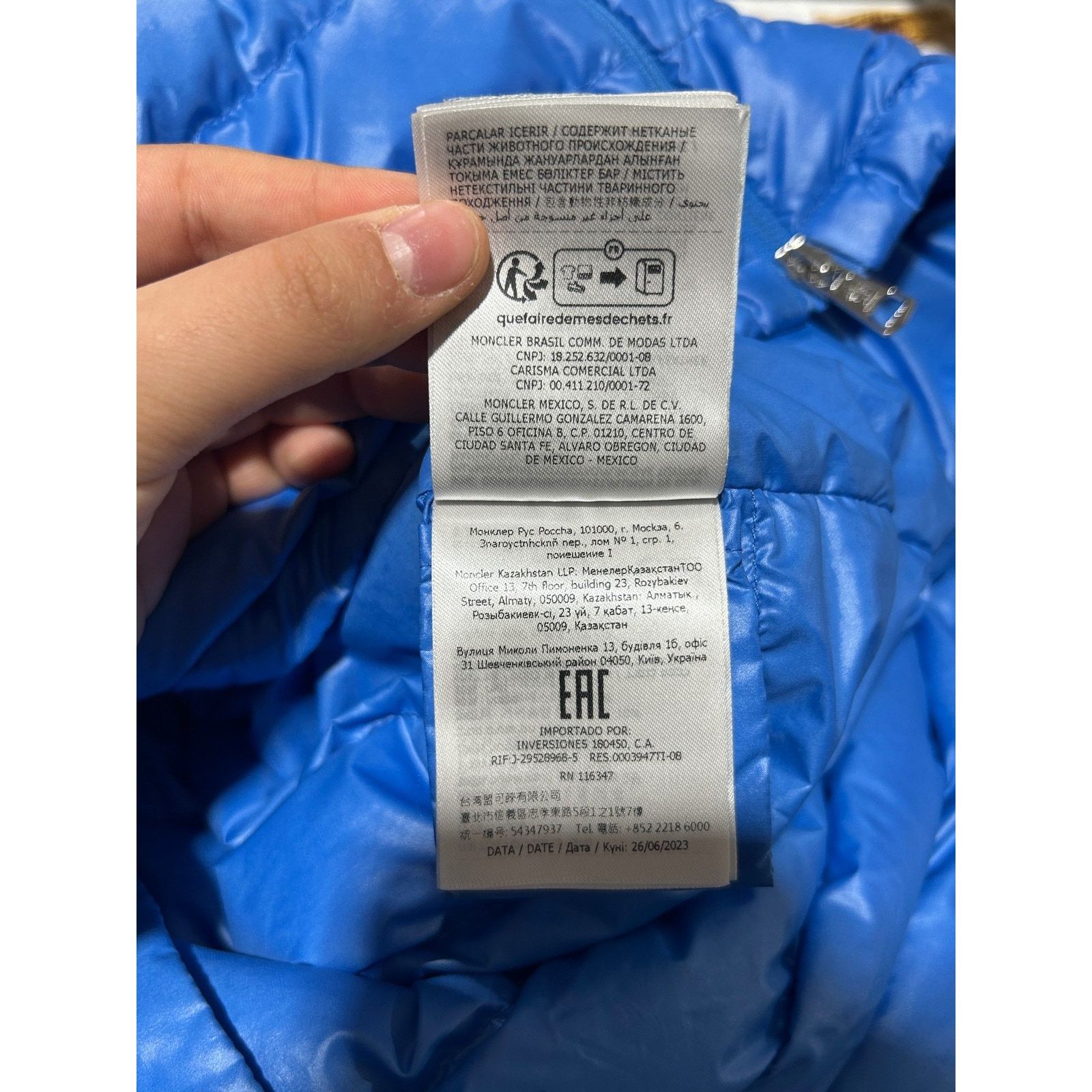 Moncler MONCLER CLAI GILET BLUE PUFFER VEST SIZE MEDIUM PREOWNED Size US M / EU 48-50 / 2 - 9 Thumbnail