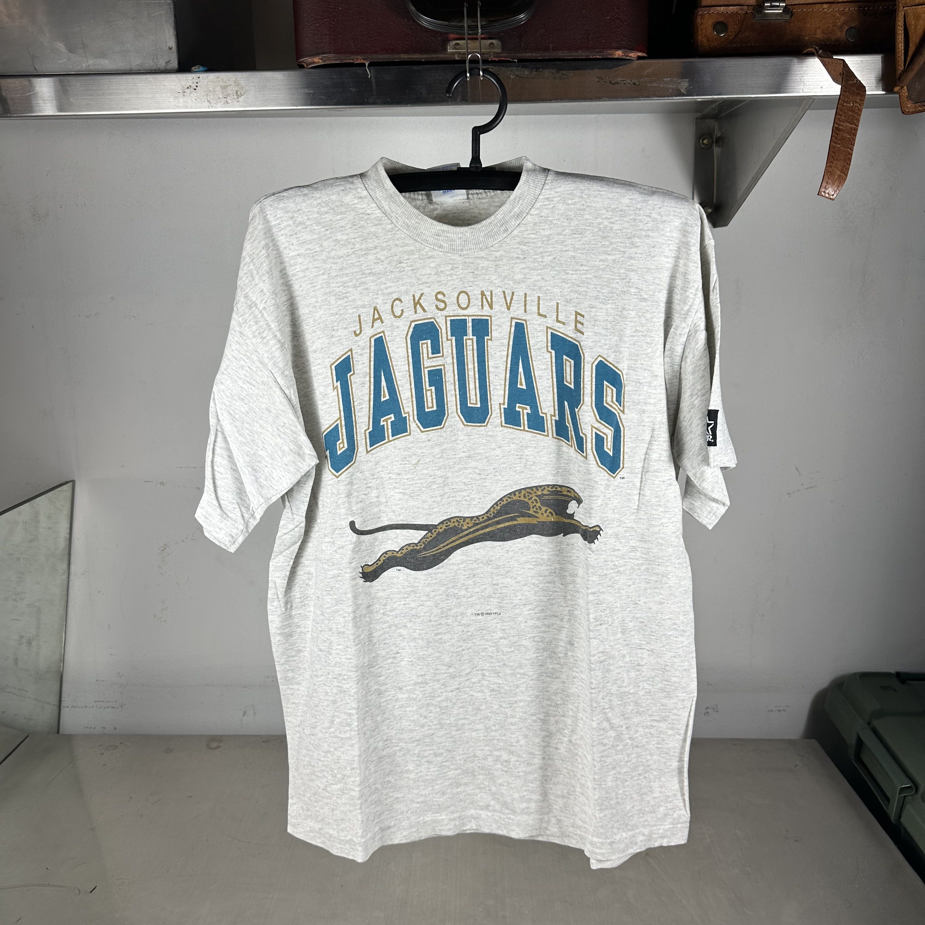 Vintage ​ 1993 Jacksonville Jaguars Football NFL Starter T-shirt Size US L / EU 52-54 / 3 - 1 Thumbnail