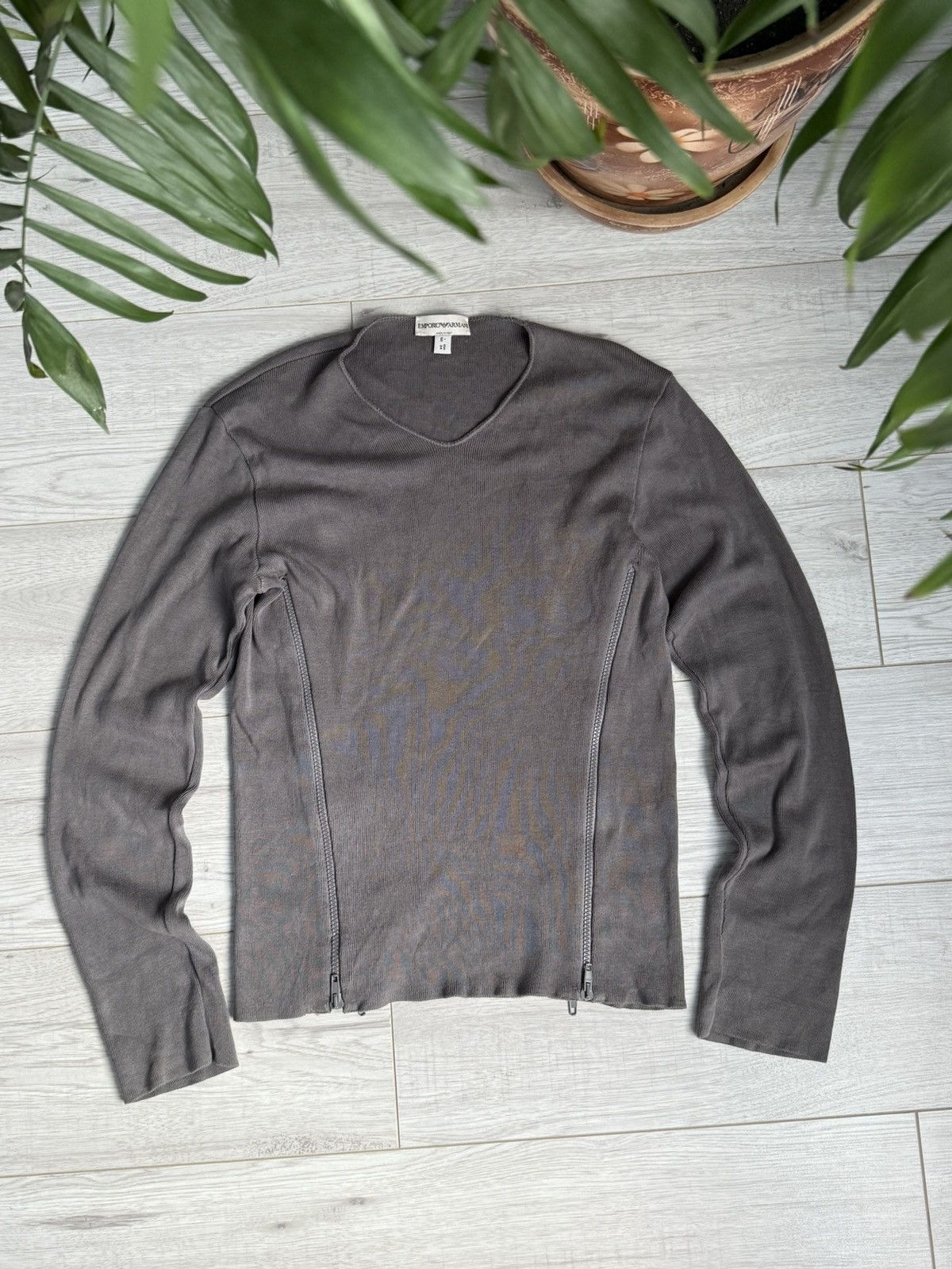 Emporio Armani Vintage Avant Garde long Sleeve crewneck Emporio Armani Size US L / EU 52-54 / 3 - 1 Thumbnail