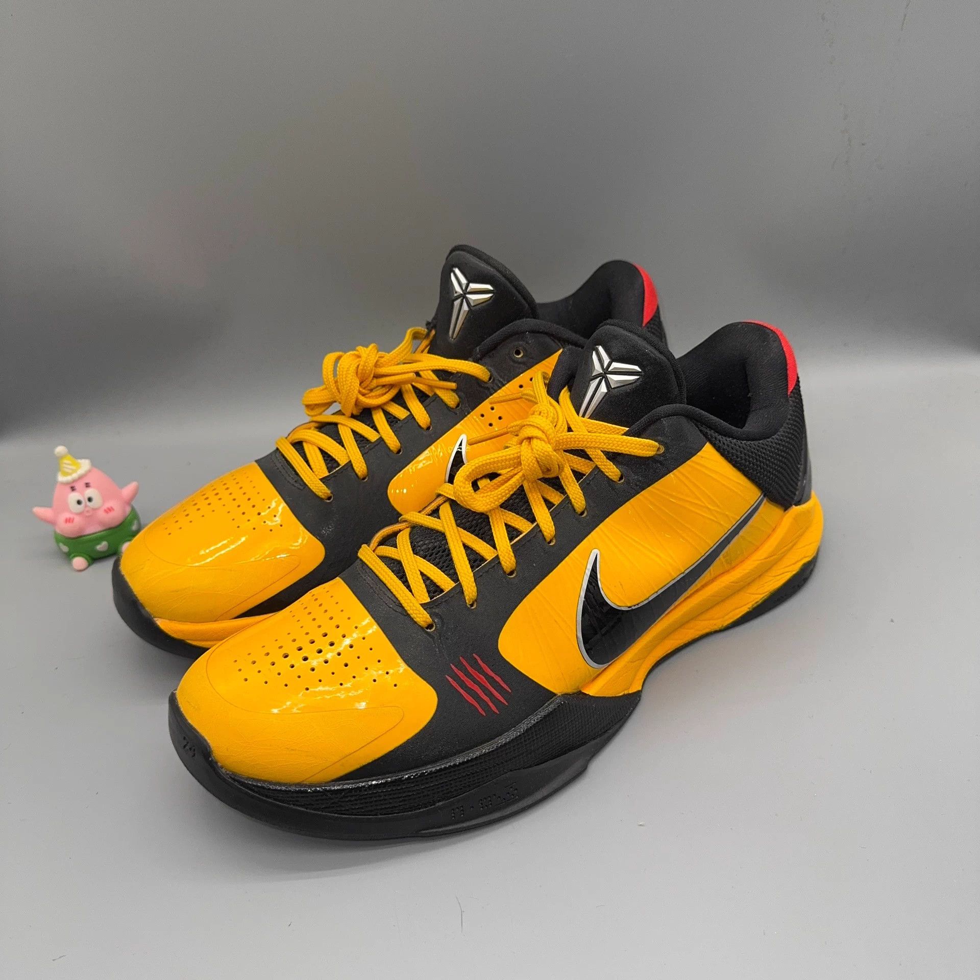 Nike Nike Kobe 5 Protro Dragon Yellow Black 43 Size US 10 / EU 43 - 1 Thumbnail
