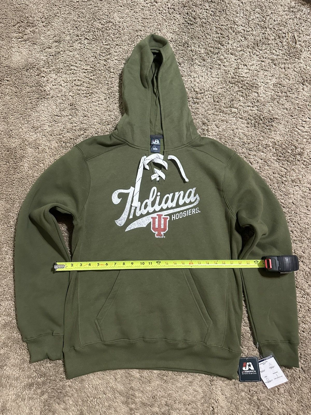NCAA Vintage Indiana Hoosiers hoodie 00s size large Size US L / EU 52-54 / 3 - 5 Thumbnail
