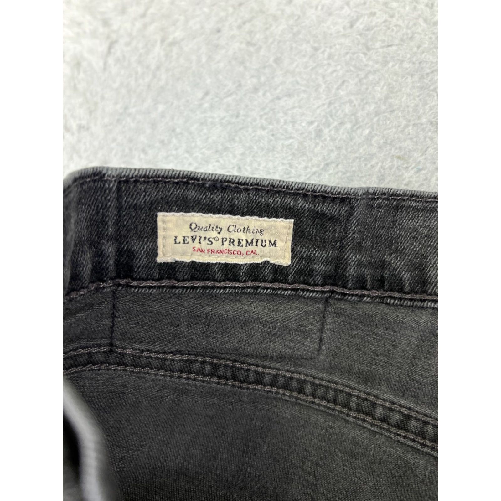 Levi's Levis 502 Jeans Slim Straight Denim Black 32x28 5-Pocket Cotton Blend Regular Mens Size US 32 / EU 48 - 6 Thumbnail