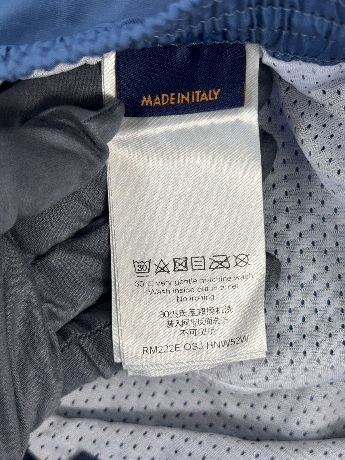 Louis Vuitton MONOGRAM PRINT SWIM SHORTS Size US 29 - 7 Thumbnail