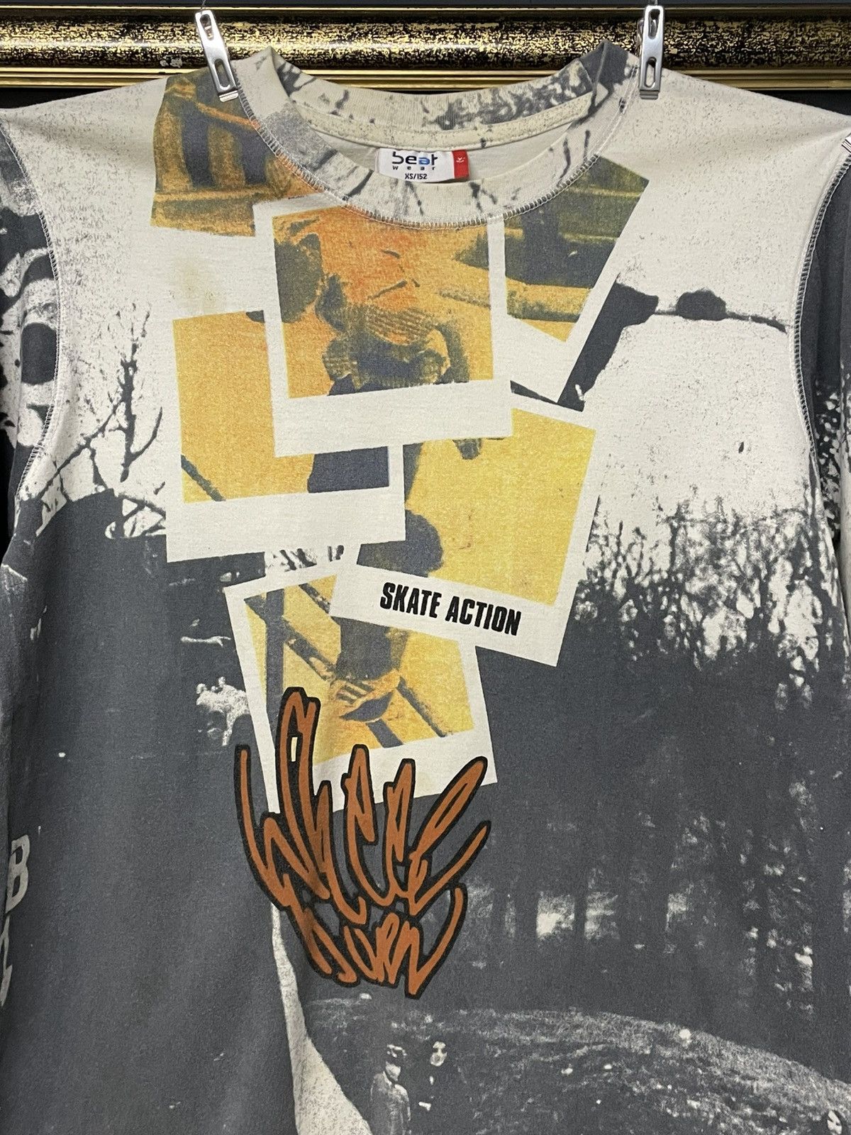 Designer Vintage 1990s Japan Designer Beat Wear Skate Action Art Tee Size US S / EU 44-46 / 1 - 3 Thumbnail