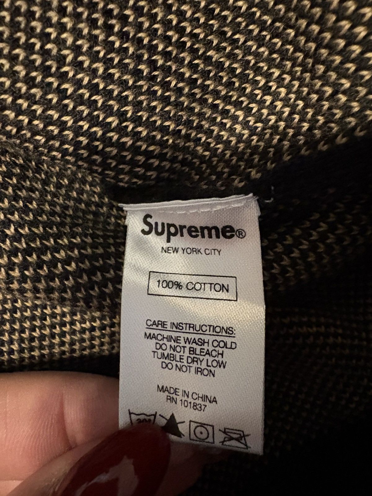 Supreme Supreme Repeat Logo Knit Sweater - FW17 Size US L / EU 52-54 / 3 - 3 Thumbnail