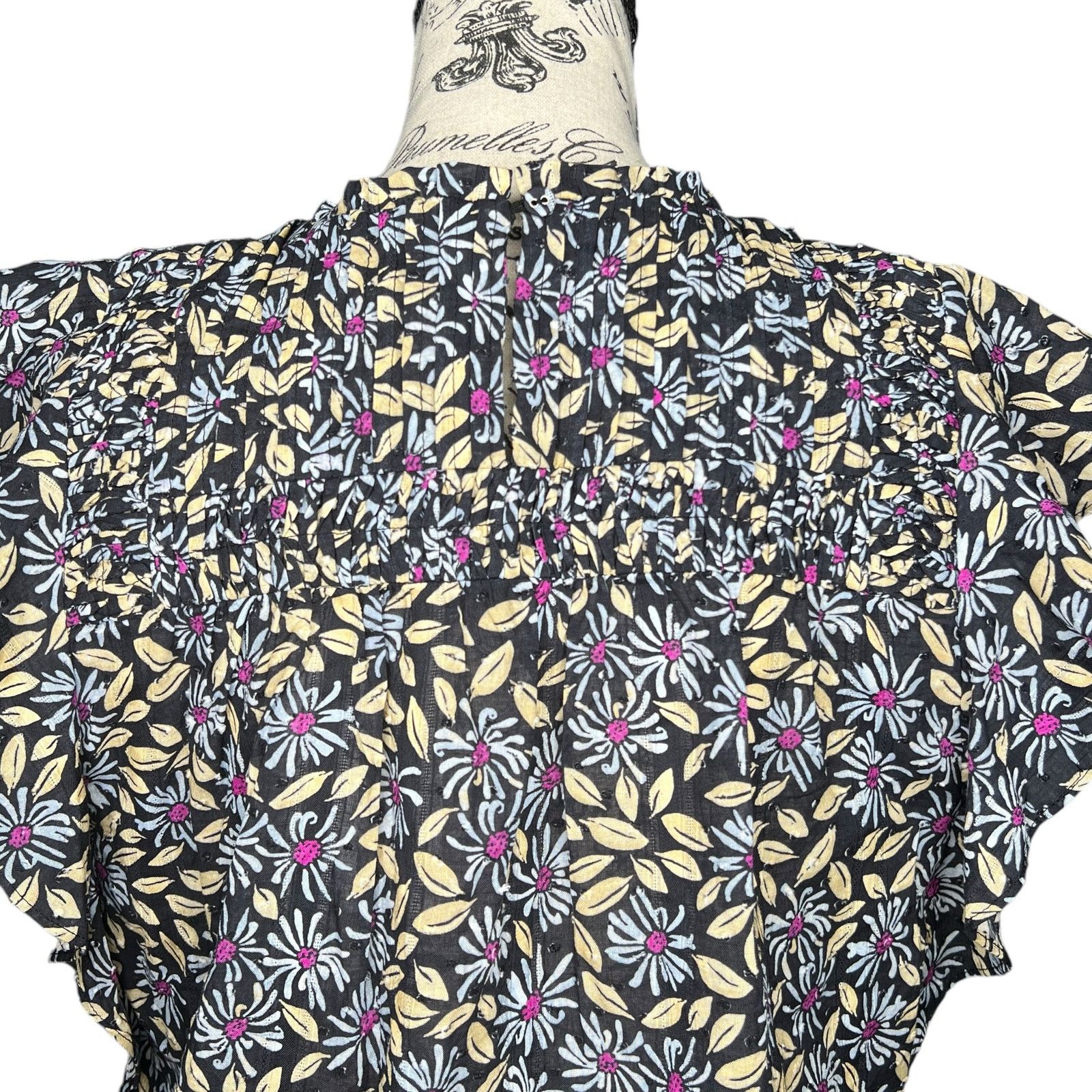 Joie Isa Reut Ruffled Embroidery Dot Smocked Floral Blouse Size S / US 4 / IT 40 - 9 Thumbnail