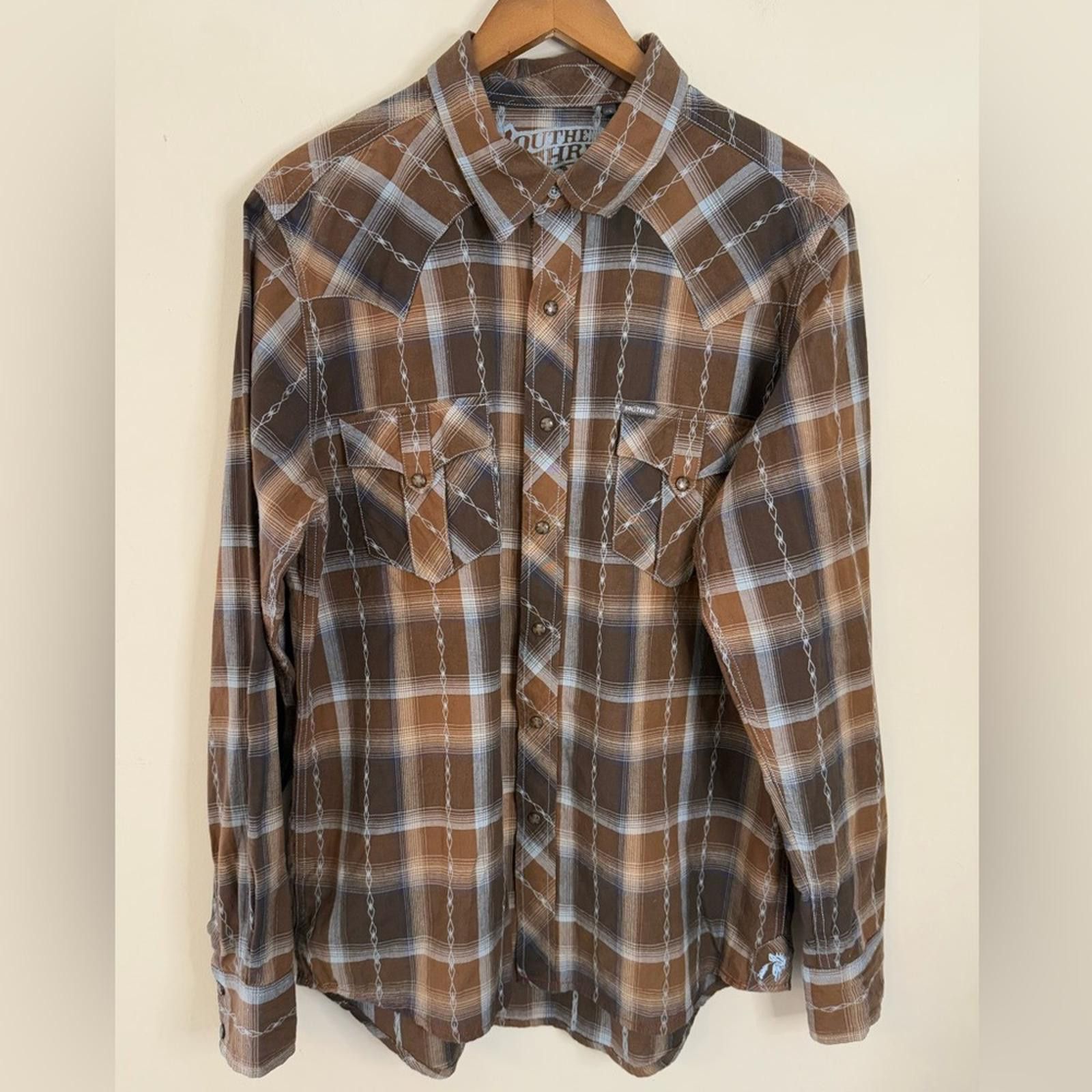 Other Southern Thread western embroidered cowboy rodeo shirt SZ LG Size US L / EU 52-54 / 3 - 1 Thumbnail