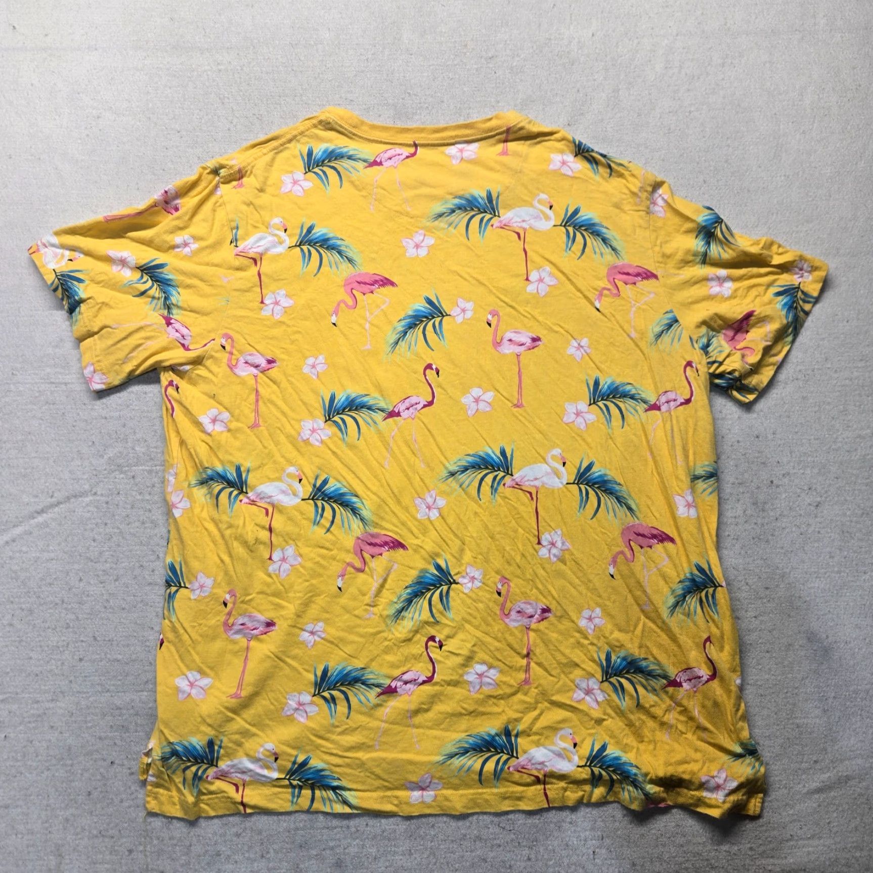 Vintage No Boundaries Shirt Women 2XL Yellow T-Shirt Short Sleeve Mock Neck Basic Casual Lightweight Stretch Comfort 92% Polyester 8% Spandex * Size XXL / US 16-18 / IT 52-54 - 6 Thumbnail