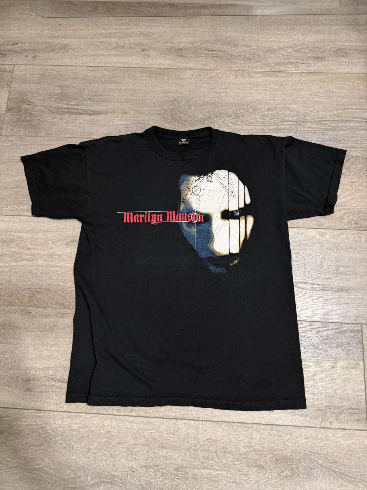 Vintage Vintage Marilyn Manson T-Shirt Size US L / EU 52-54 / 3 - 1 Thumbnail