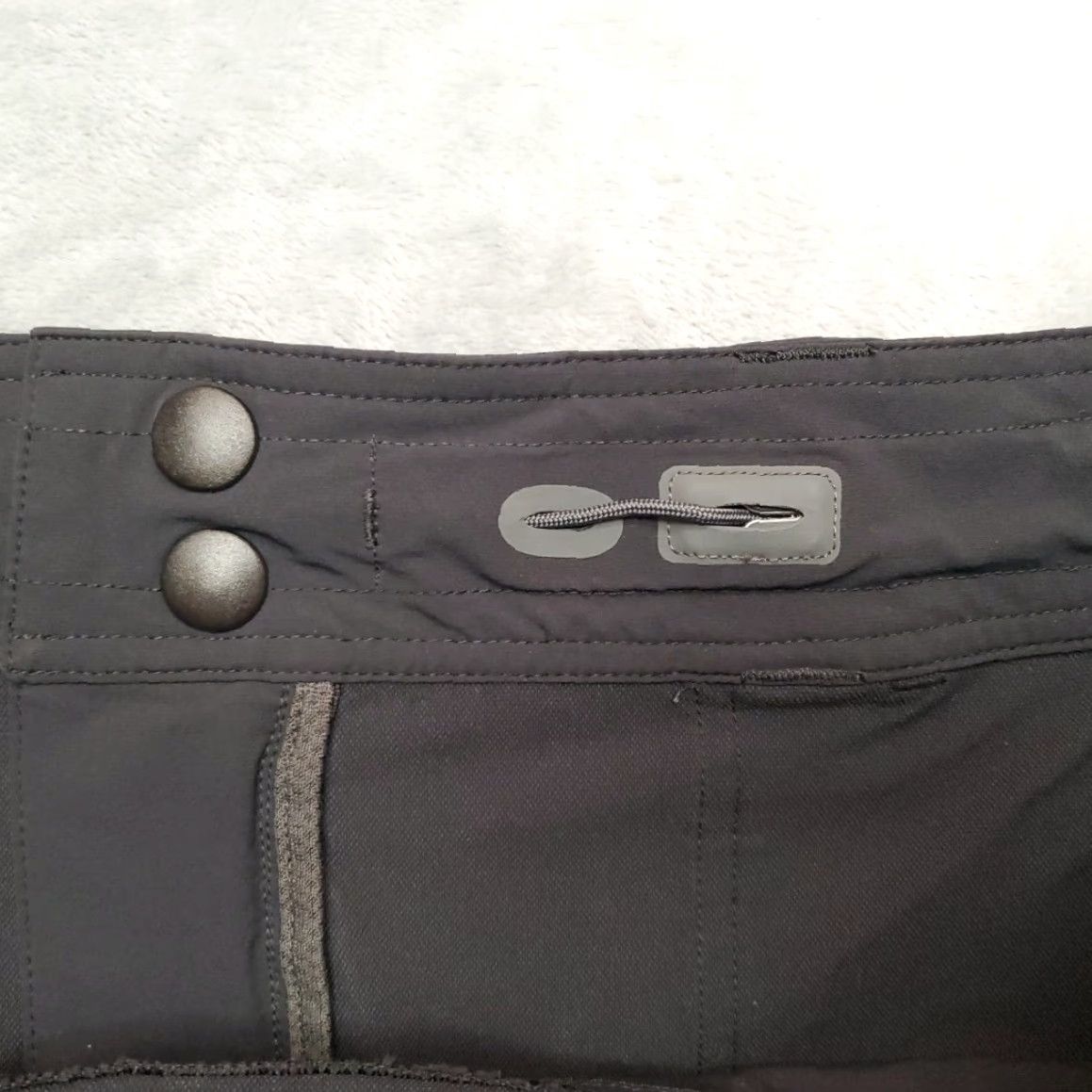 Vintage REI Shorts Women 14 Black Lightweight Stretch Nylon Tech Blend Hike Camp Travel Chin o Size 36" / US 14 / IT 50 - 4 Thumbnail