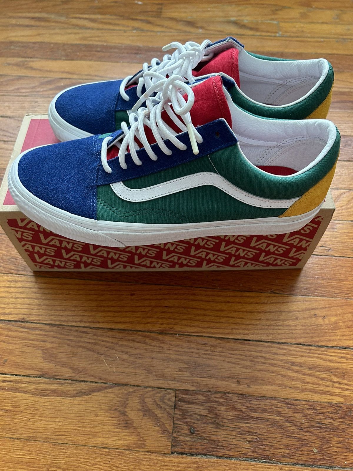 Vans Vans oldschool yacht club Size US 10 / EU 43 - 2 Thumbnail