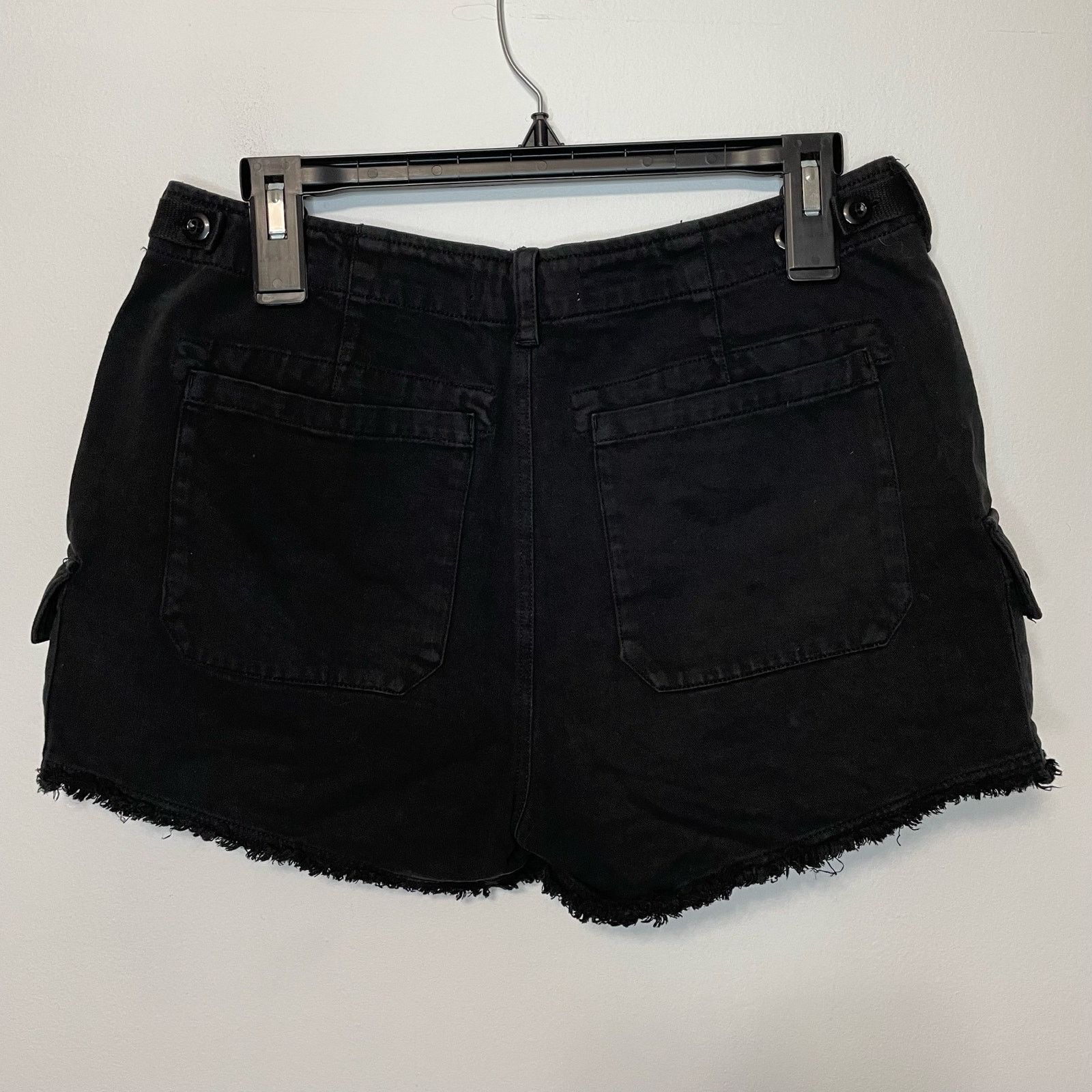 Lucky Brand Lucky Brand Black Cargo Shorts 27 Womens Casual Utility Size 30" / US 8 / IT 44 - 4 Thumbnail