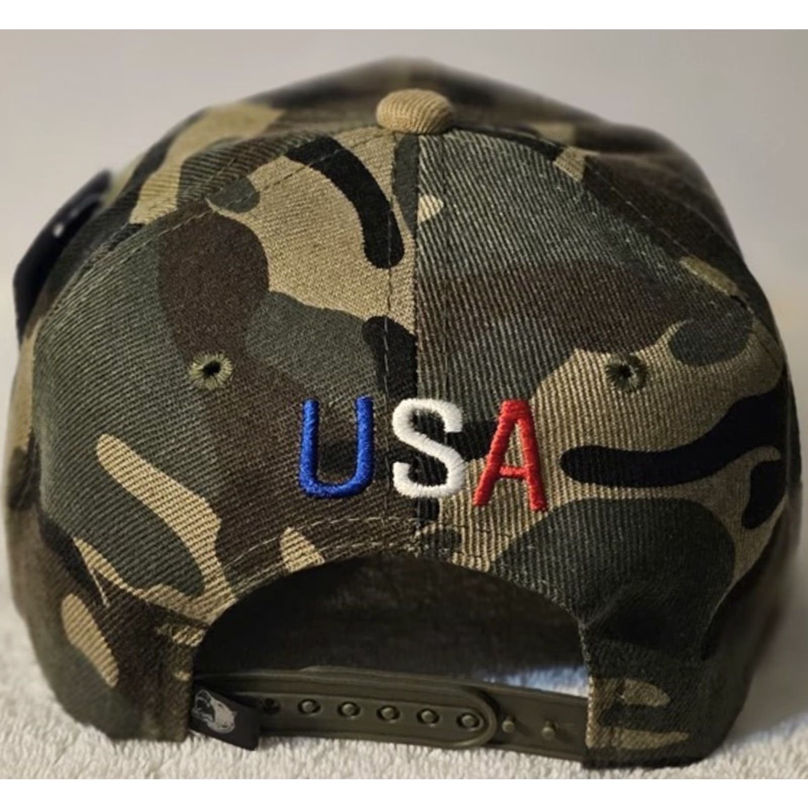 Vintage AMERICAN FLAG USA EAGLE PATRIOTIC BIRD SNAPBACK BASEBALL CAP CAMOUFLAGE Size ONE SIZE - 2 Thumbnail