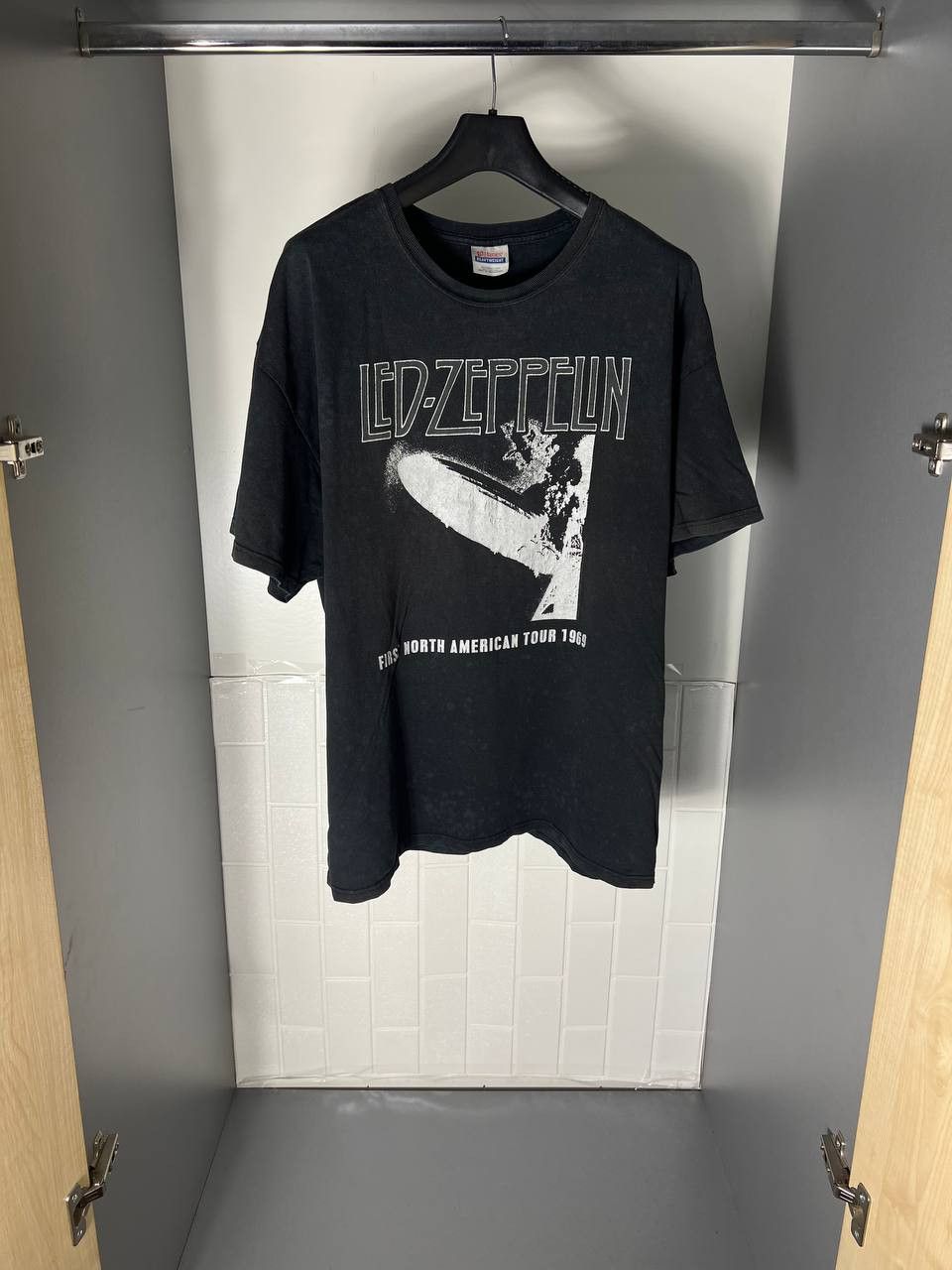 Band Tees VINTAGE HANES LED ZIPPELIN ROCK T-SHIRT RETRO METAL Y2K 90s Size US XXL / EU 58 / 5 - 2 Thumbnail