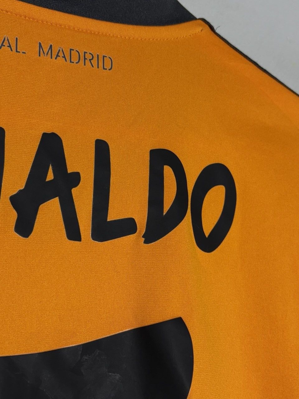 Adidas Christiano Ronaldo 7 Real Madrid 2013/14 Third Soccer Jersey Size US M / EU 48-50 / 2 - 6 Thumbnail