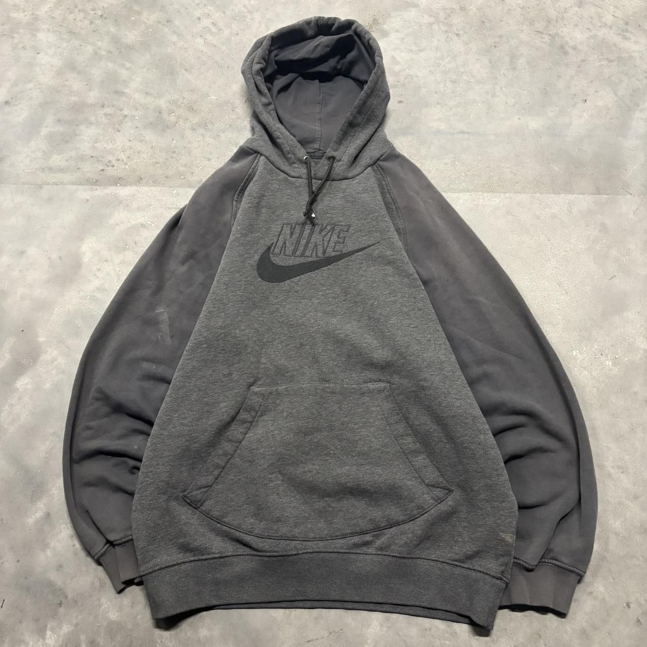 Nike × Vintage Crazy Vintage Y2K/2000s Grey Nike Swoosh Embroidered Streetwear Essential Hoodie! Size US L / EU 52-54 / 3 - 1 Thumbnail