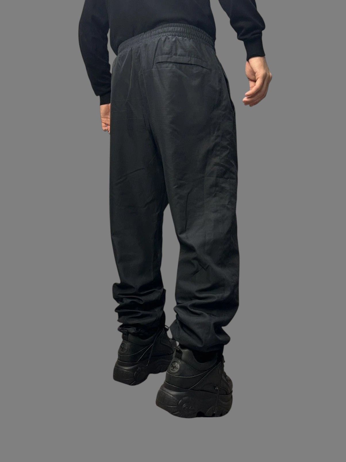 Nike Nike Black Swoosh Joggers Y2K Track Pants Minimal Size US 32 / EU 48 - 11 Thumbnail