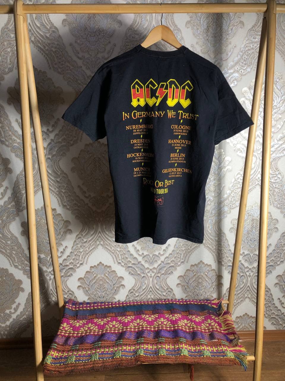 AC/DC × Vintage VERY RARE AC/DC GERMANY ROCK TOUR T-SHIRT DOUBLE PRINTED 90s Size US XL / EU 56 / 4 - 5 Thumbnail