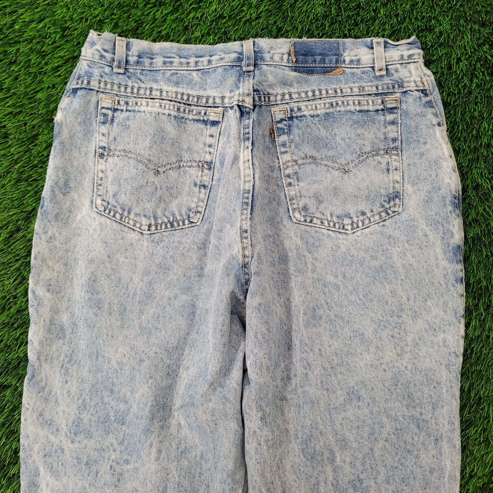 Levi's Vintage LEVIS 573 Tapered Jeans Womens 16/18 34x31 Acid-Wash Size 40" / US 18 - 15 Thumbnail