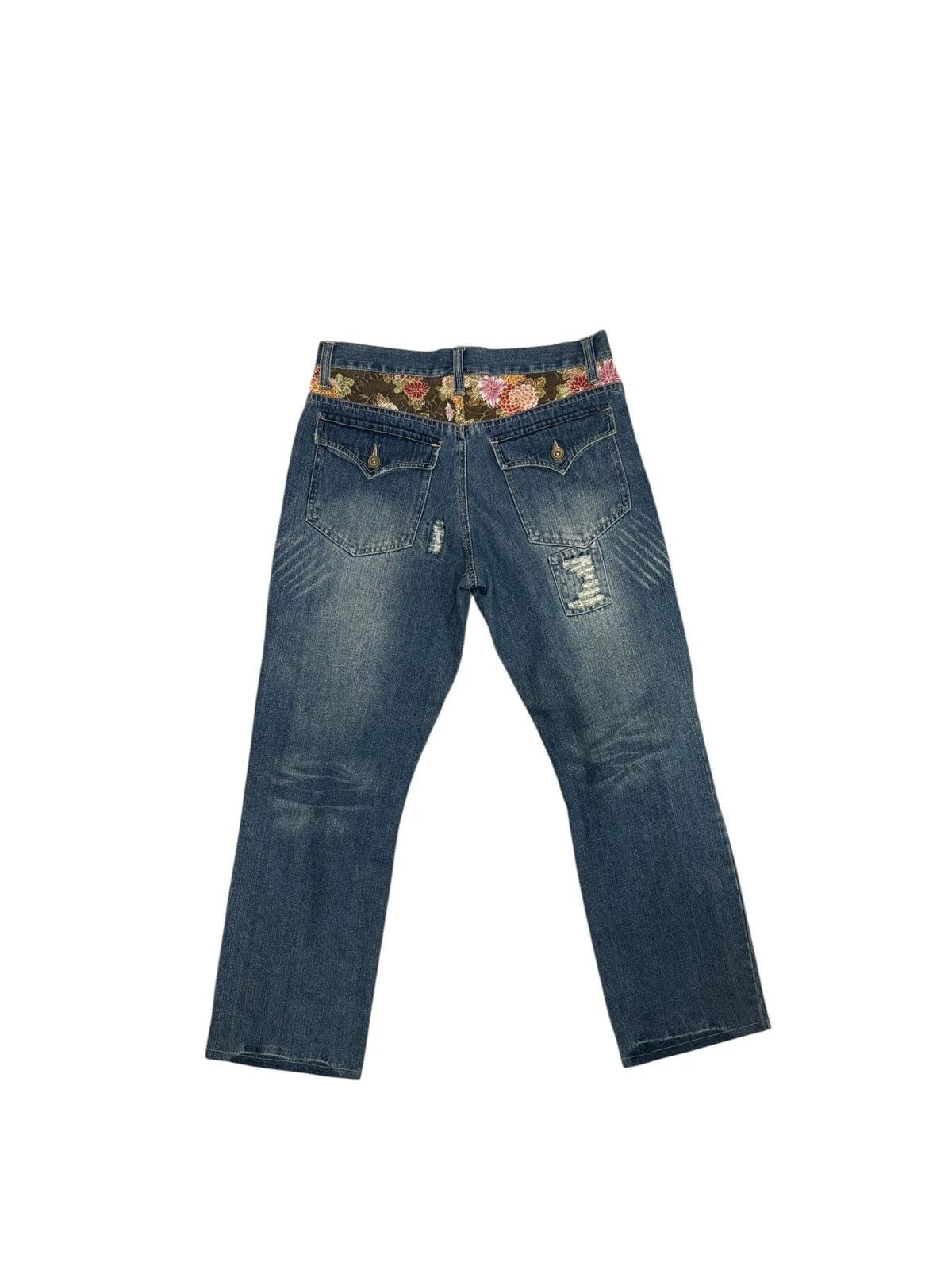 Japanese Brand Japanese Brand embroided flower jeans Size US 31 - 2 Thumbnail